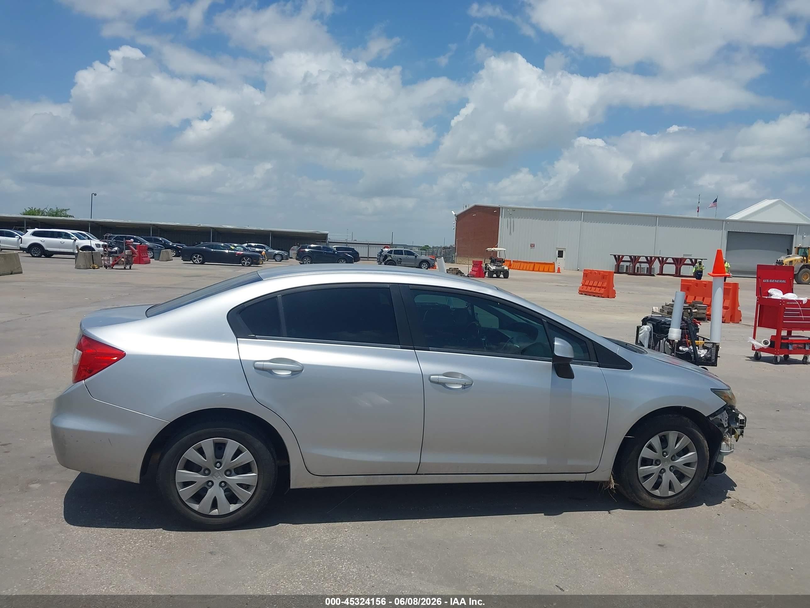 2012 Honda Civic Lx Silver vin: 19XFB2F52CE373376