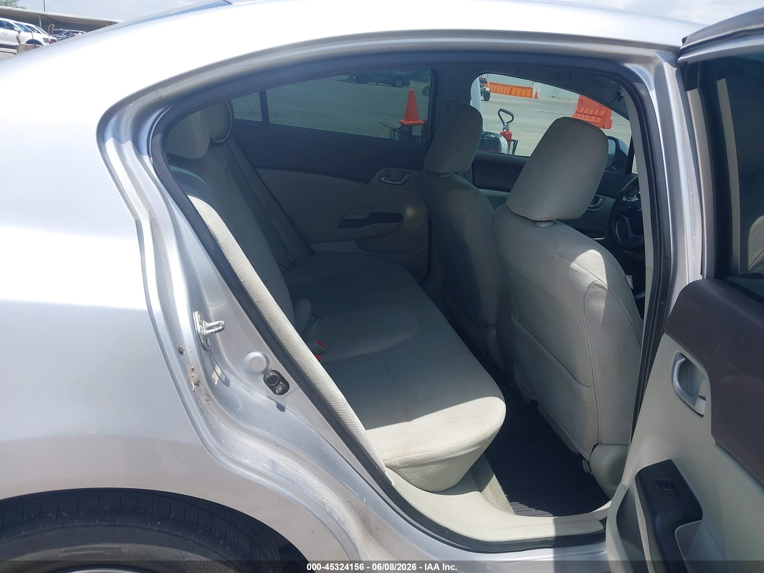 2012 Honda Civic Lx Silver vin: 19XFB2F52CE373376