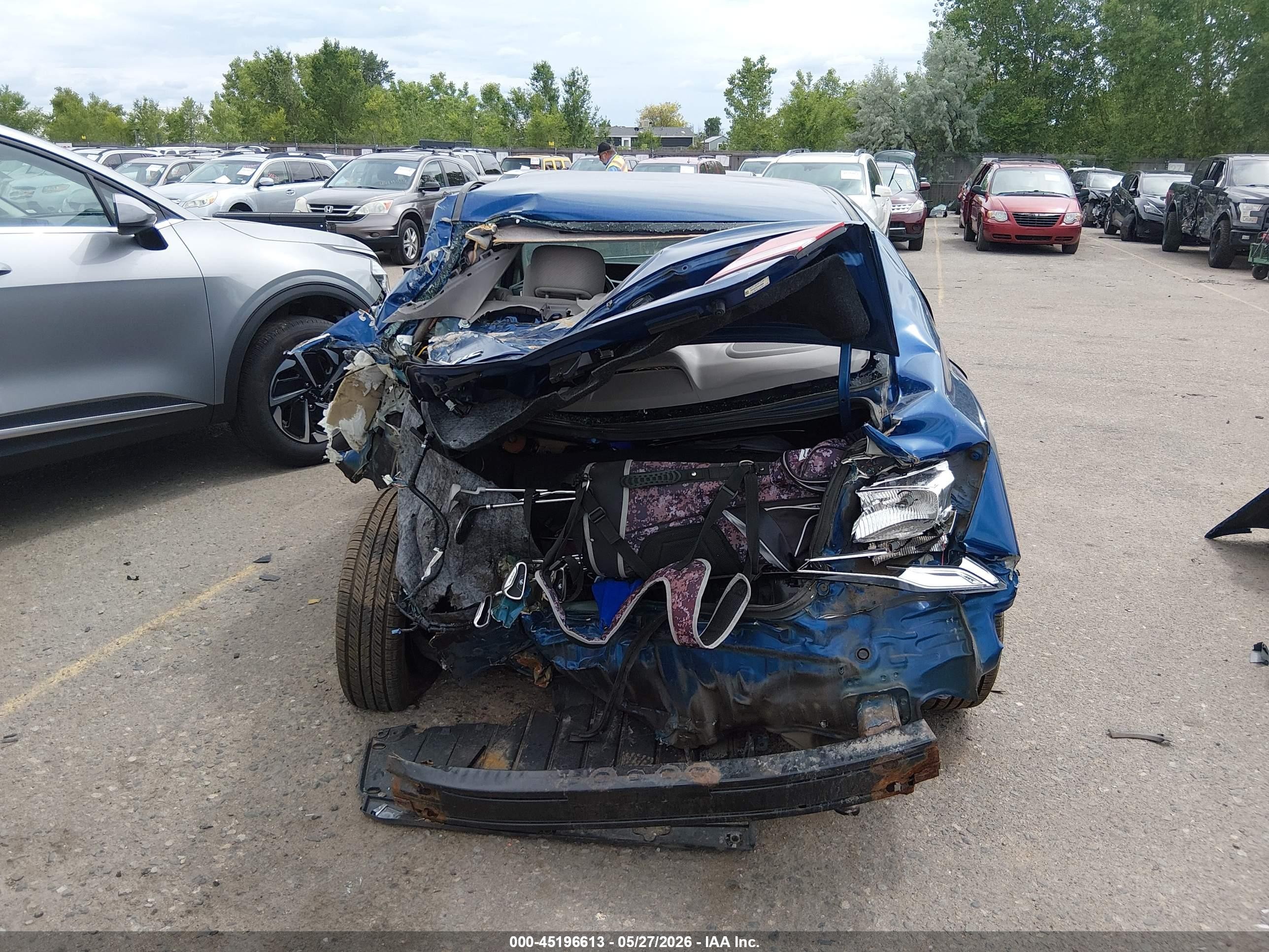 2013 Honda Civic Lx Blue vin: 19XFB2F52DE059860
