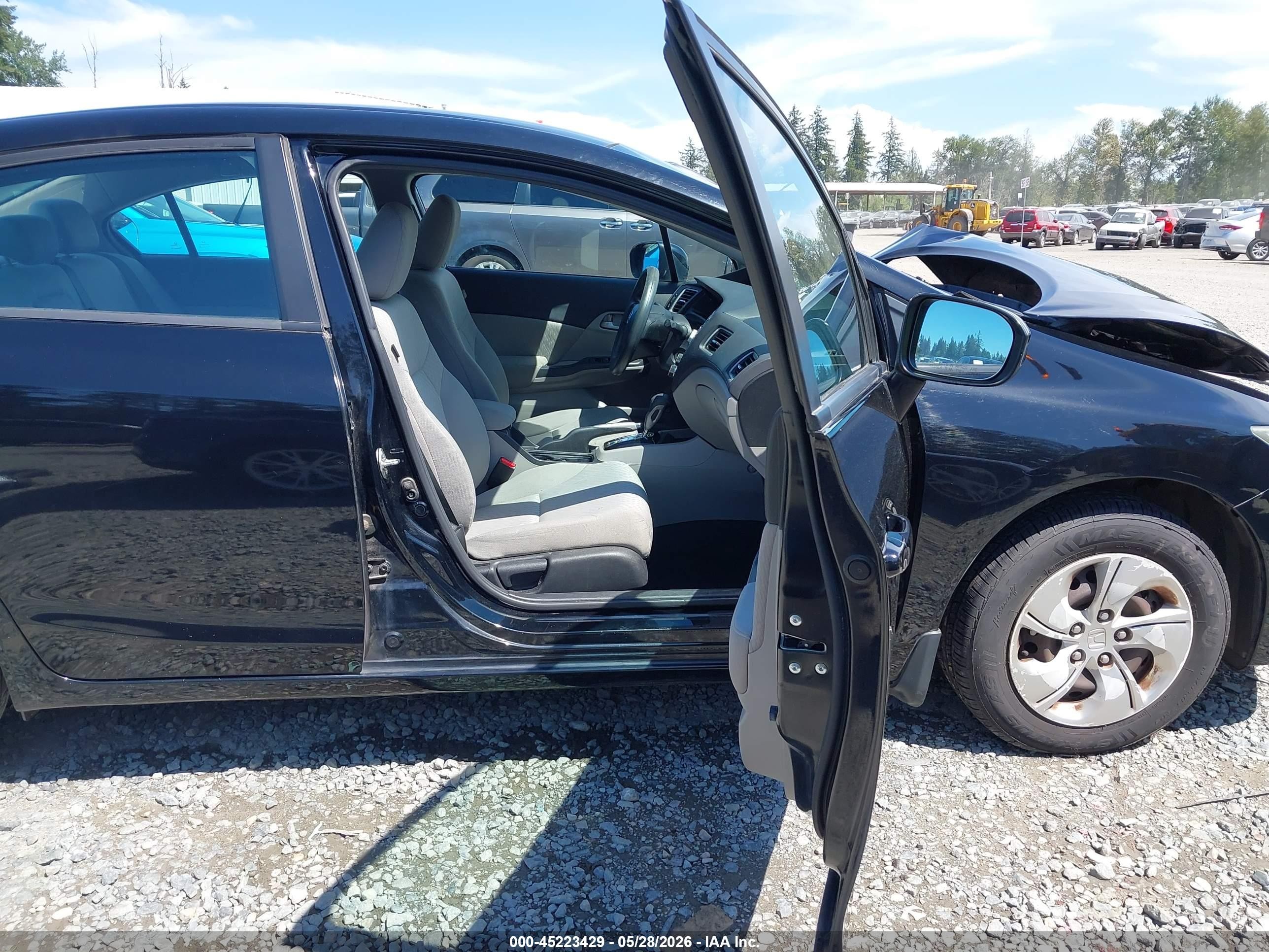 2014 Honda Civic Lx Черный vin: 19XFB2F52EE013818