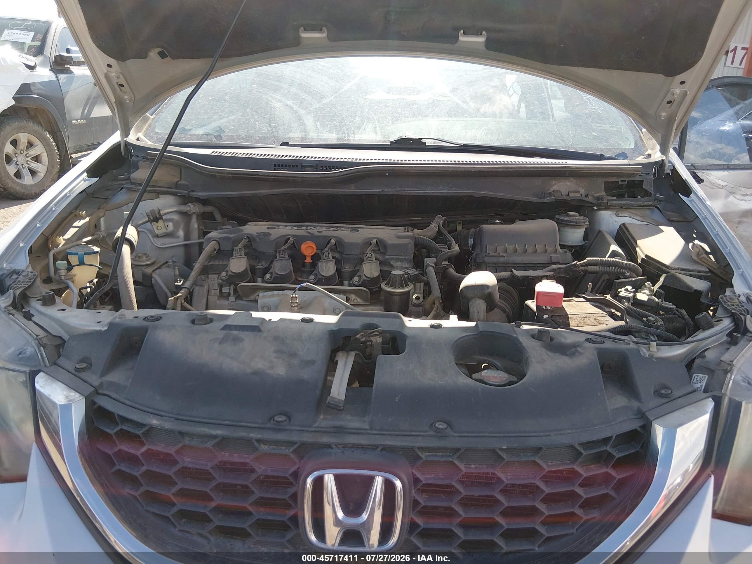 2014 Honda Civic Lx Silver vin: 19XFB2F52EE024611