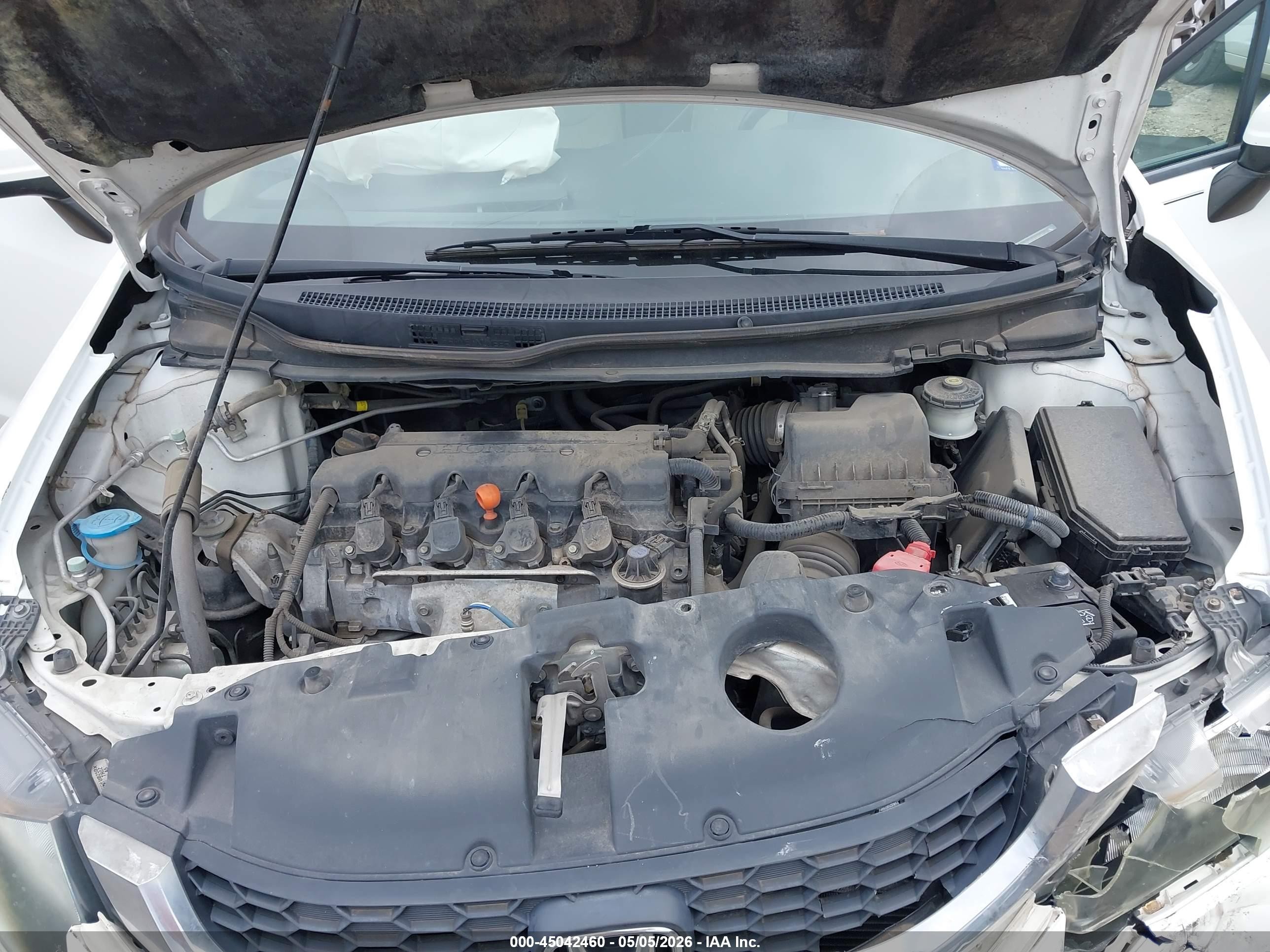 2014 Honda Civic Lx Белый vin: 19XFB2F52EE025032