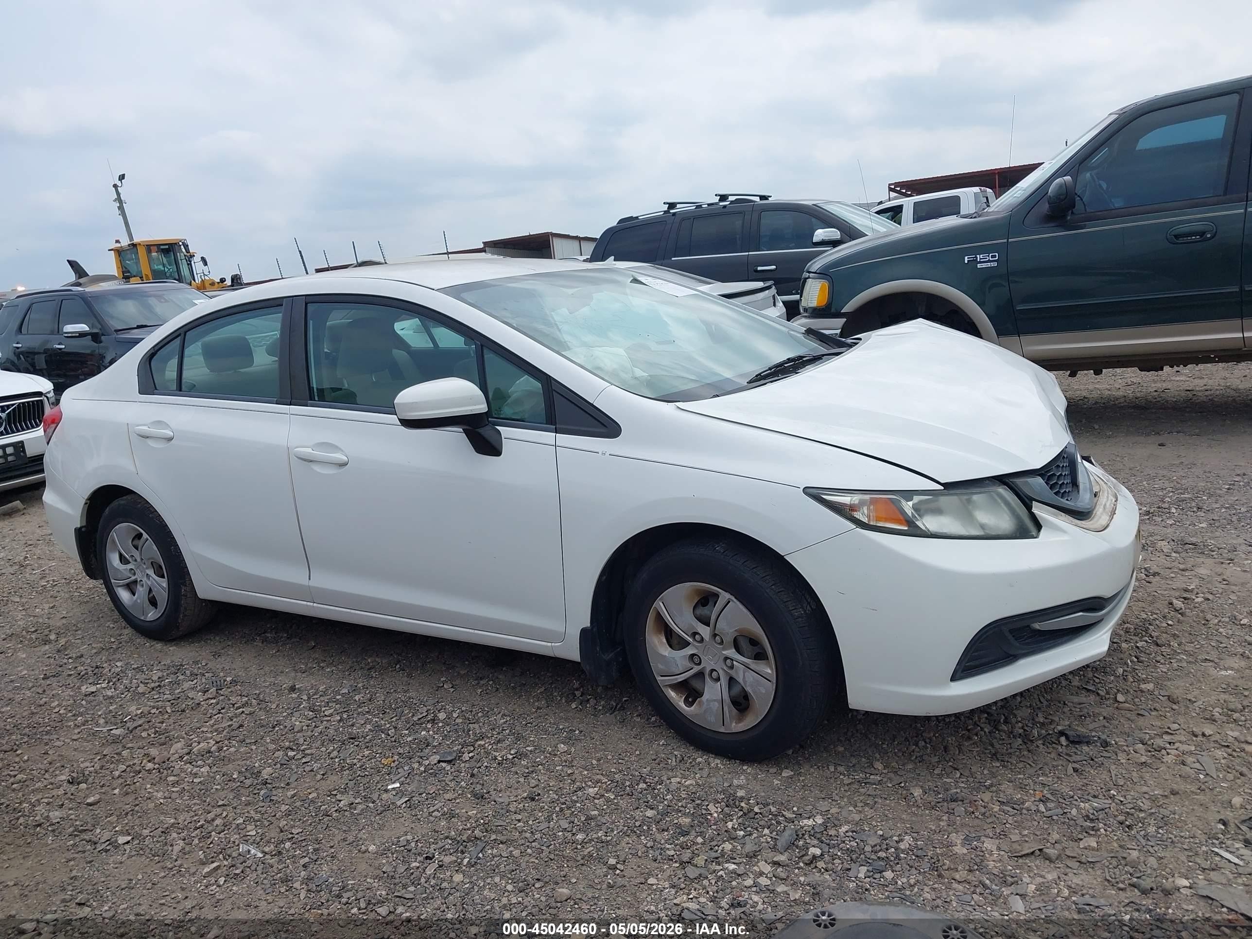 2014 Honda Civic Lx Белый vin: 19XFB2F52EE025032
