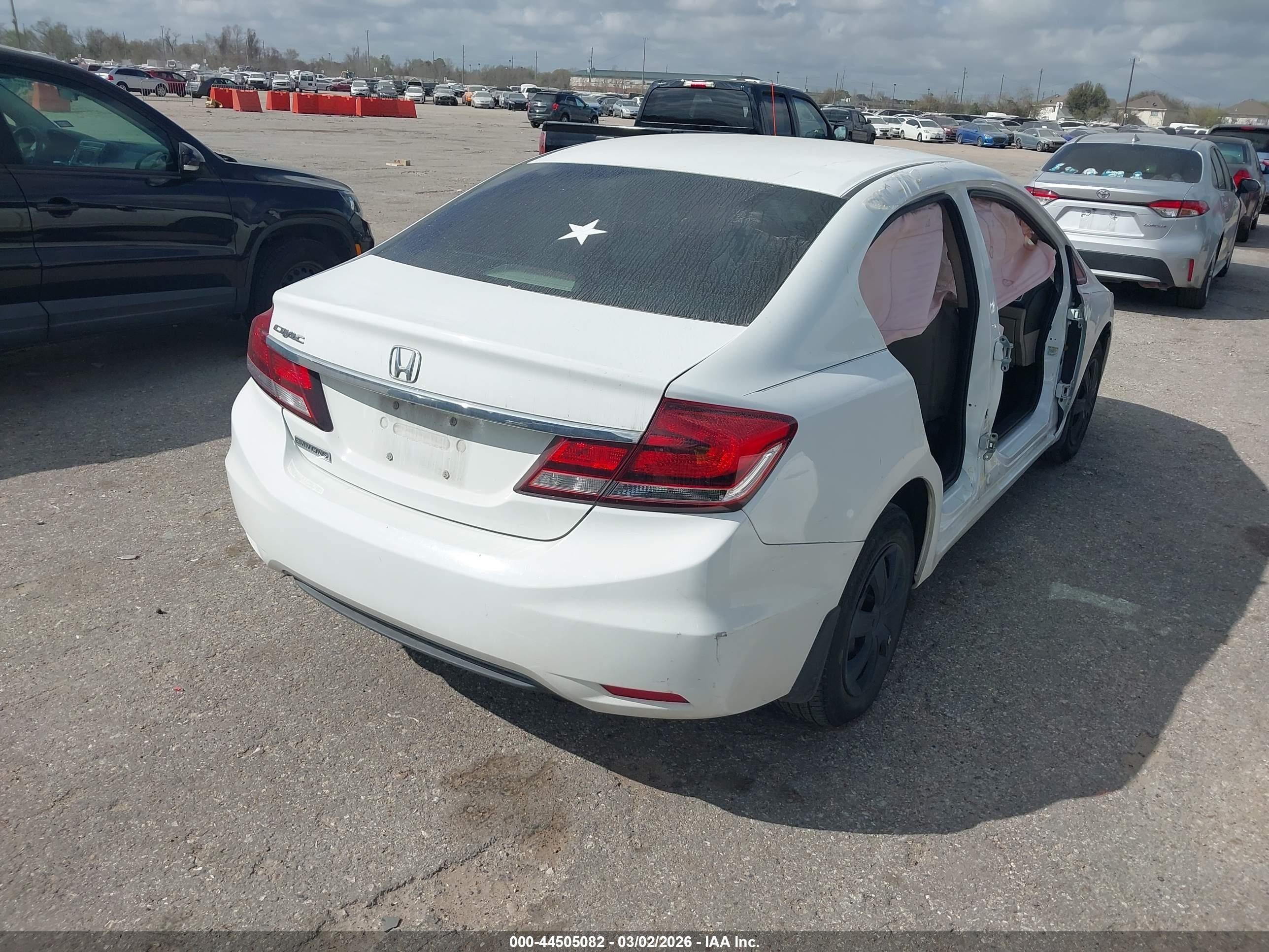 2014 Honda Civic Lx White vin: 19XFB2F52EE052571