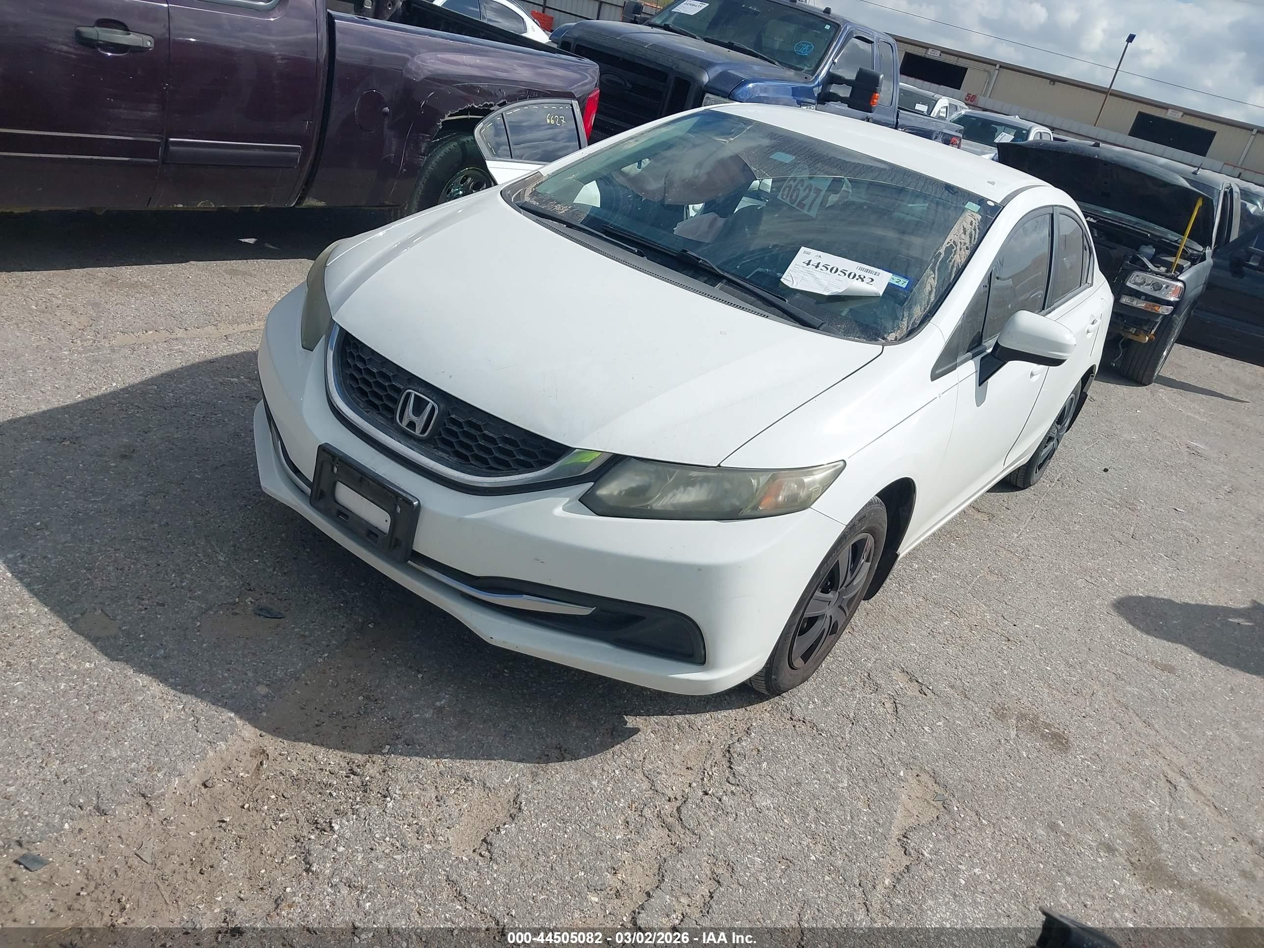2014 Honda Civic Lx White vin: 19XFB2F52EE052571