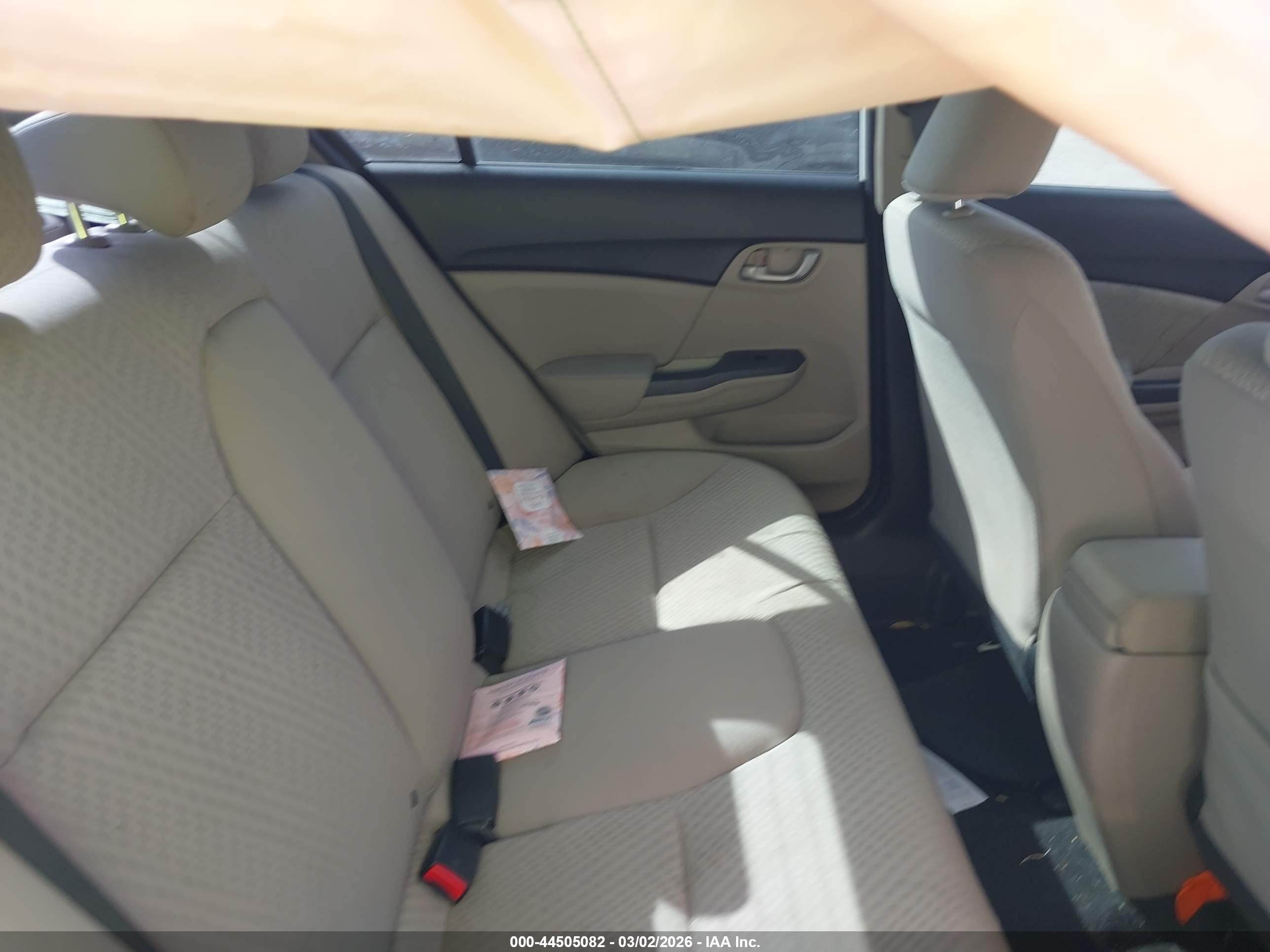 2014 Honda Civic Lx White vin: 19XFB2F52EE052571
