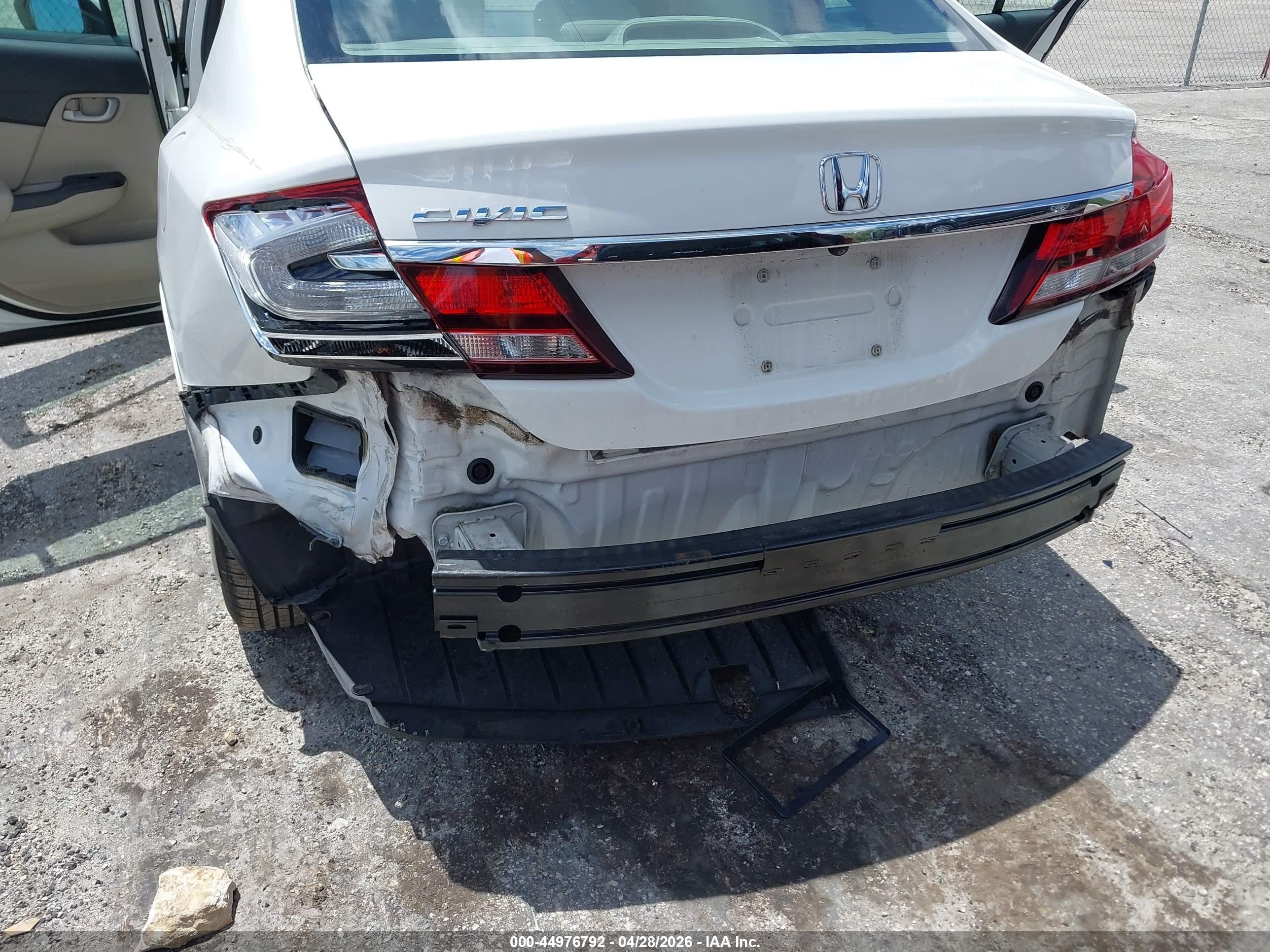 2014 Honda Civic Lx White vin: 19XFB2F52EE062758