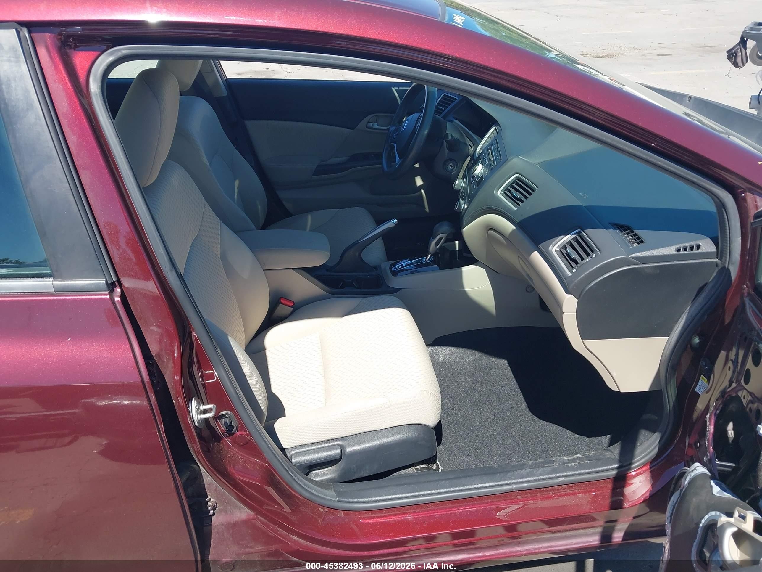 2014 Honda Civic Lx Red vin: 19XFB2F52EE213811