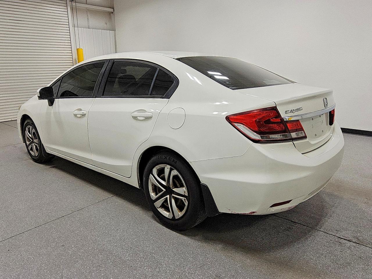 2014 Honda Civic Lx White vin: 19XFB2F52EE216420