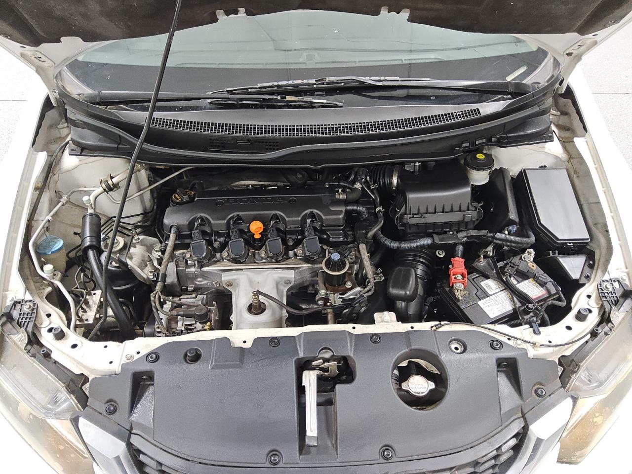 2014 Honda Civic Lx White vin: 19XFB2F52EE216420 Damage: Hose, Worn, Replacement Required