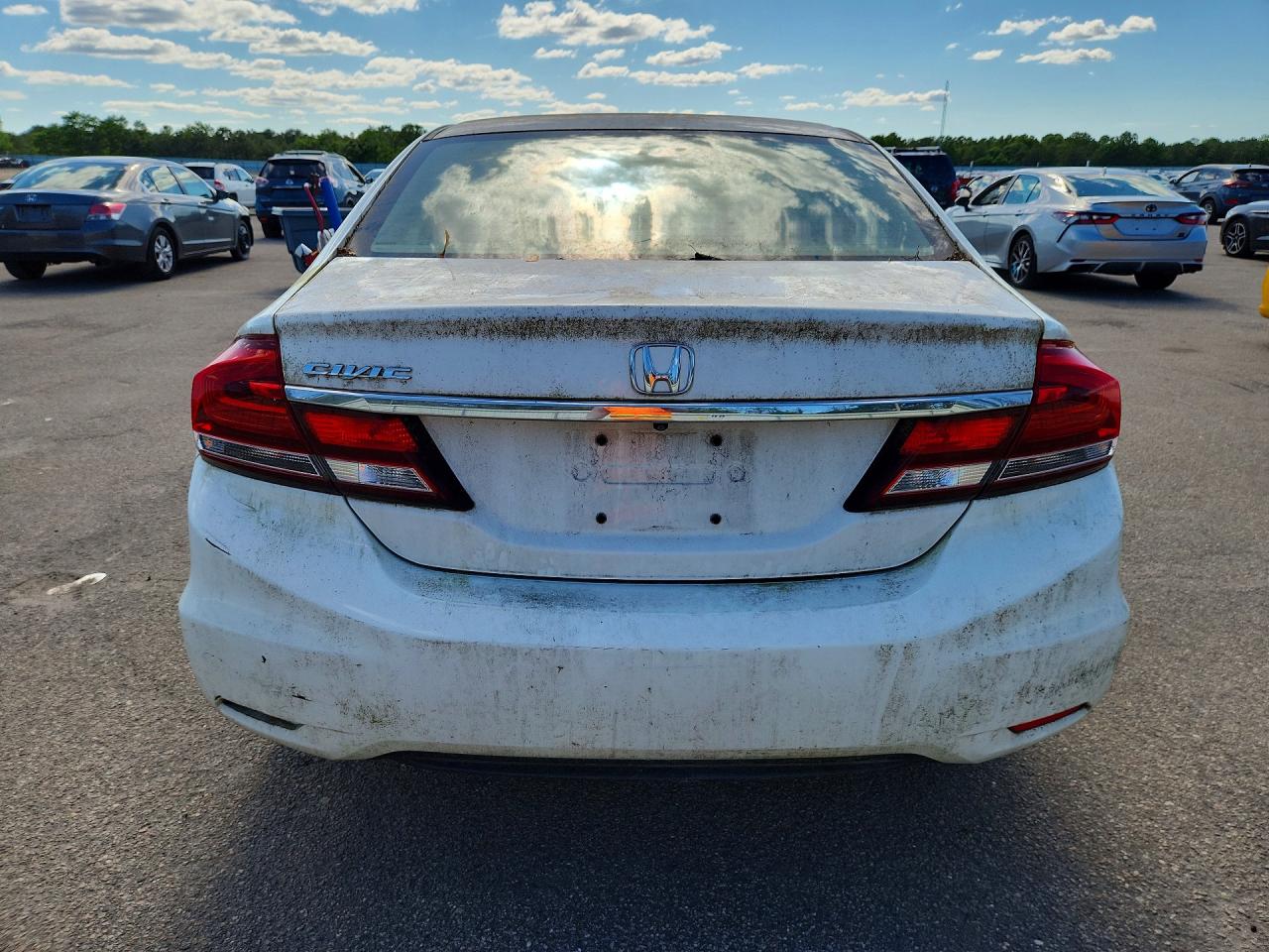 2014 Honda Civic Lx White vin: 19XFB2F52EE228356