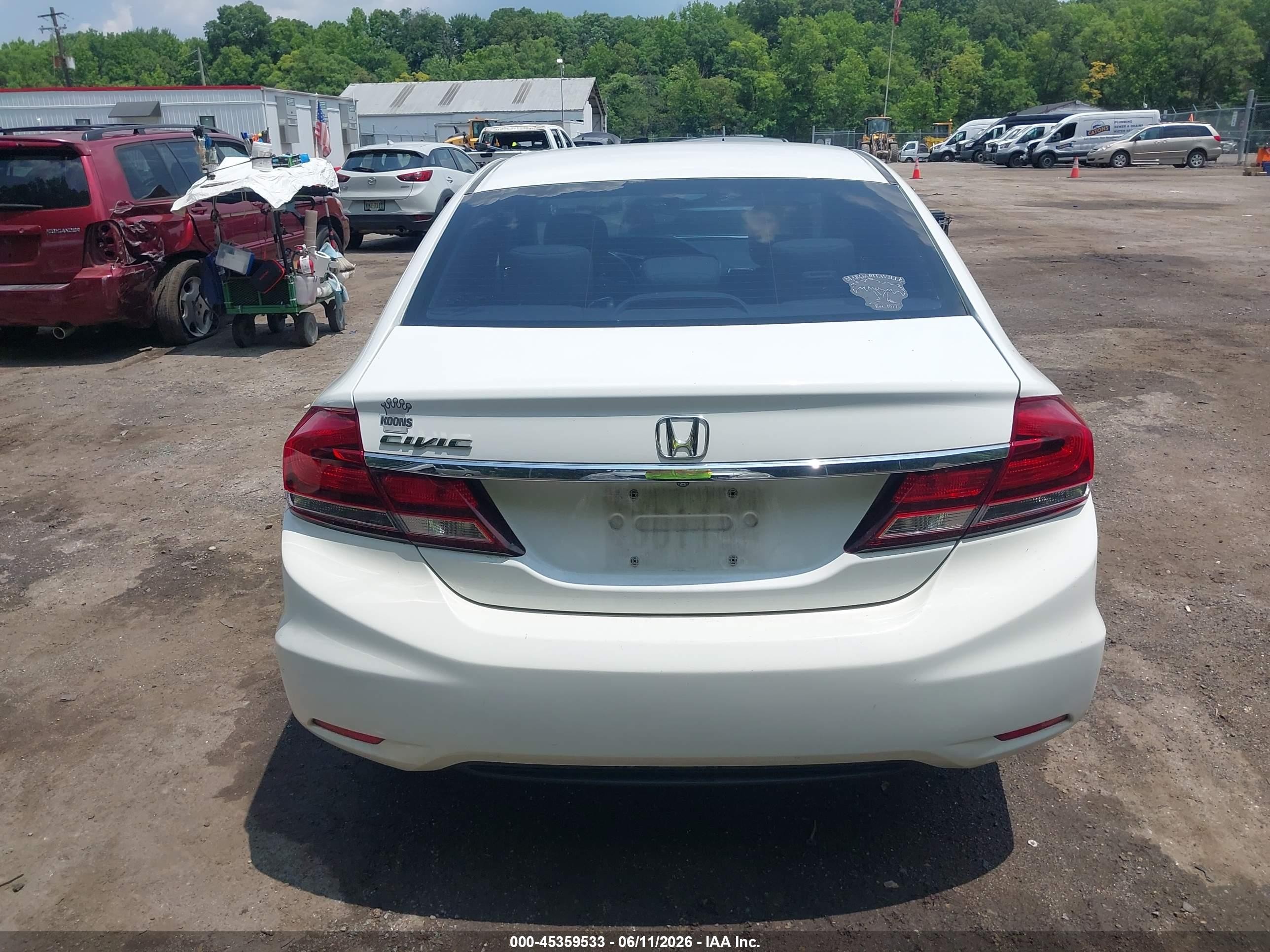 2014 Honda Civic Lx Белый vin: 19XFB2F52EE263219
