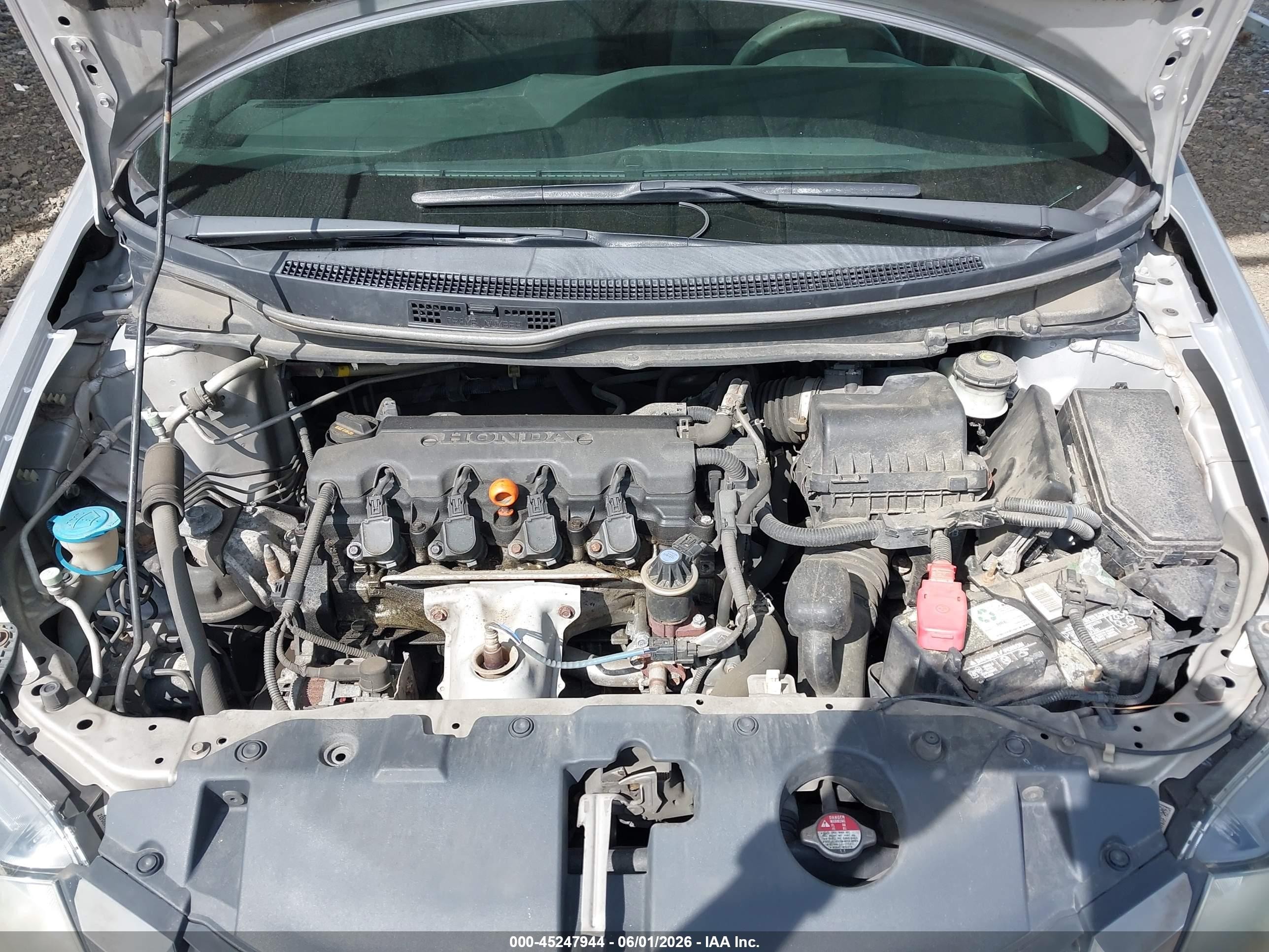 2014 Honda Civic Lx Silver vin: 19XFB2F52EE266055
