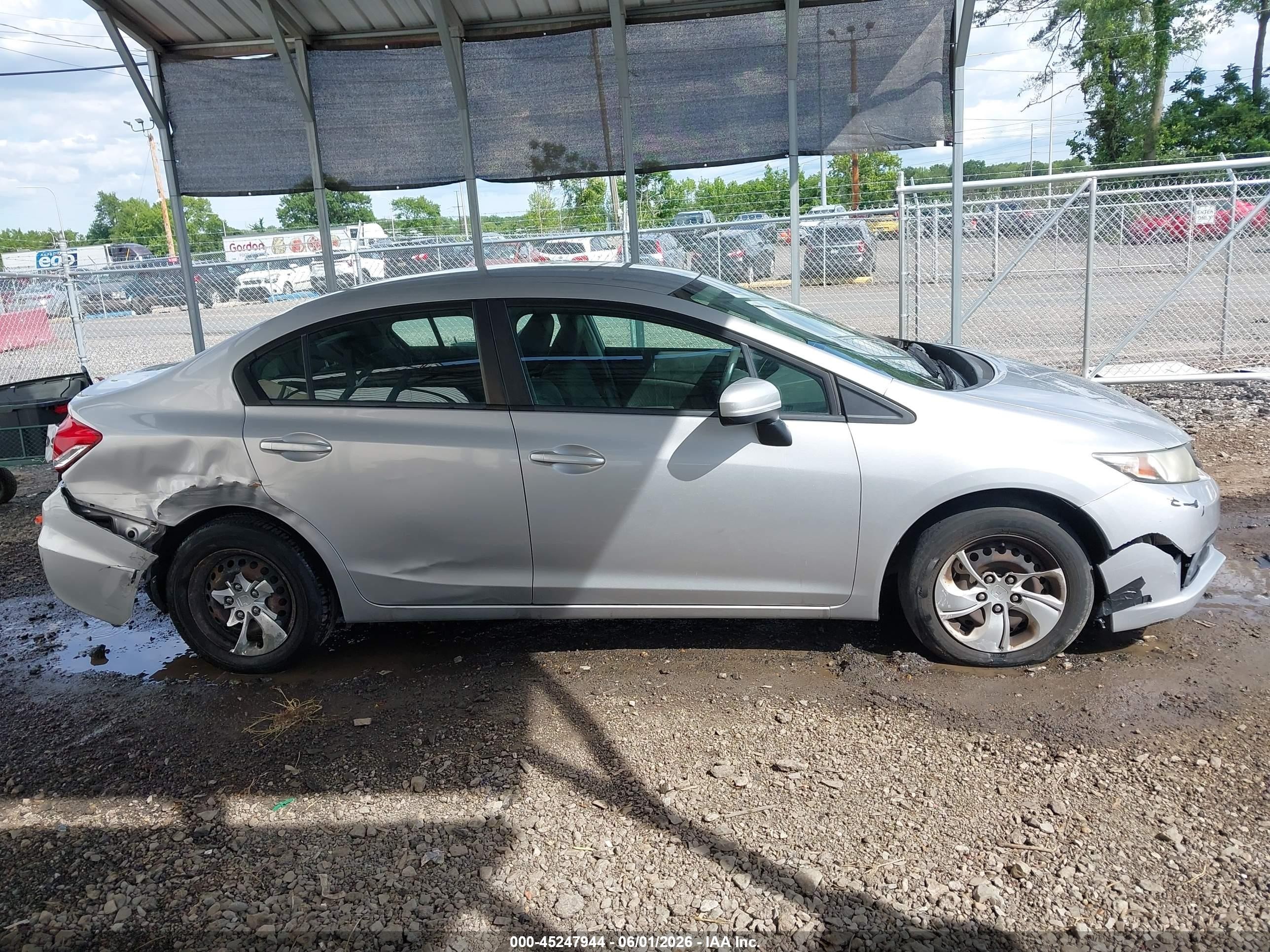 2014 Honda Civic Lx Silver vin: 19XFB2F52EE266055
