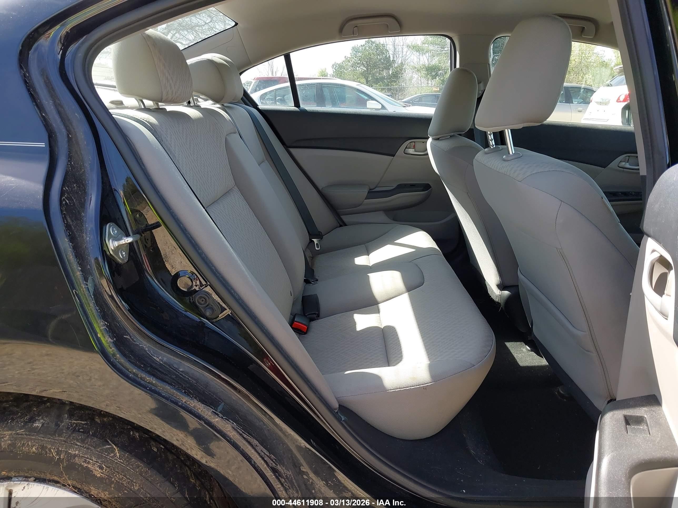 2015 Honda Civic Lx Черный vin: 19XFB2F52FE001380