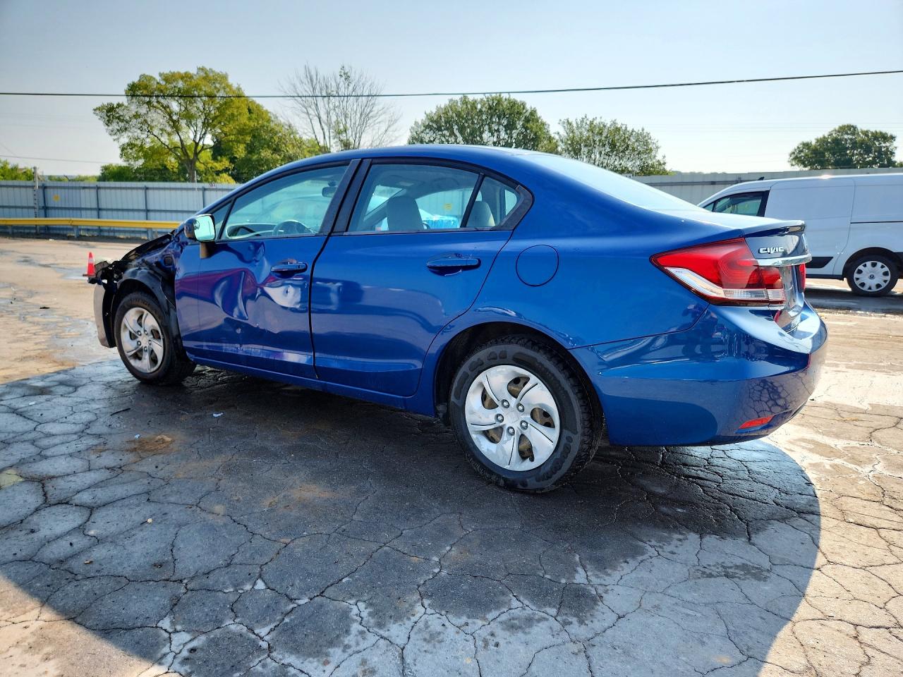 2015 Honda Civic Lx Blue vin: 19XFB2F52FE018230