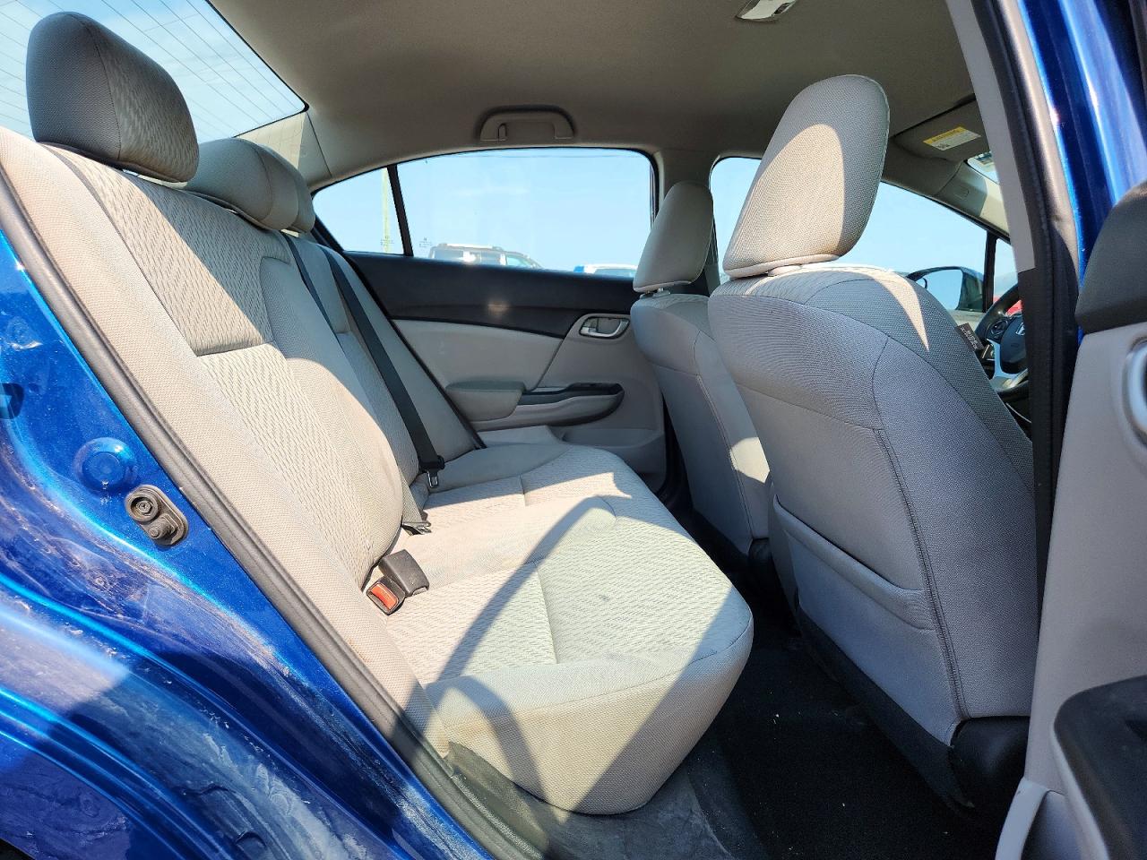 2015 Honda Civic Lx Blue vin: 19XFB2F52FE018230