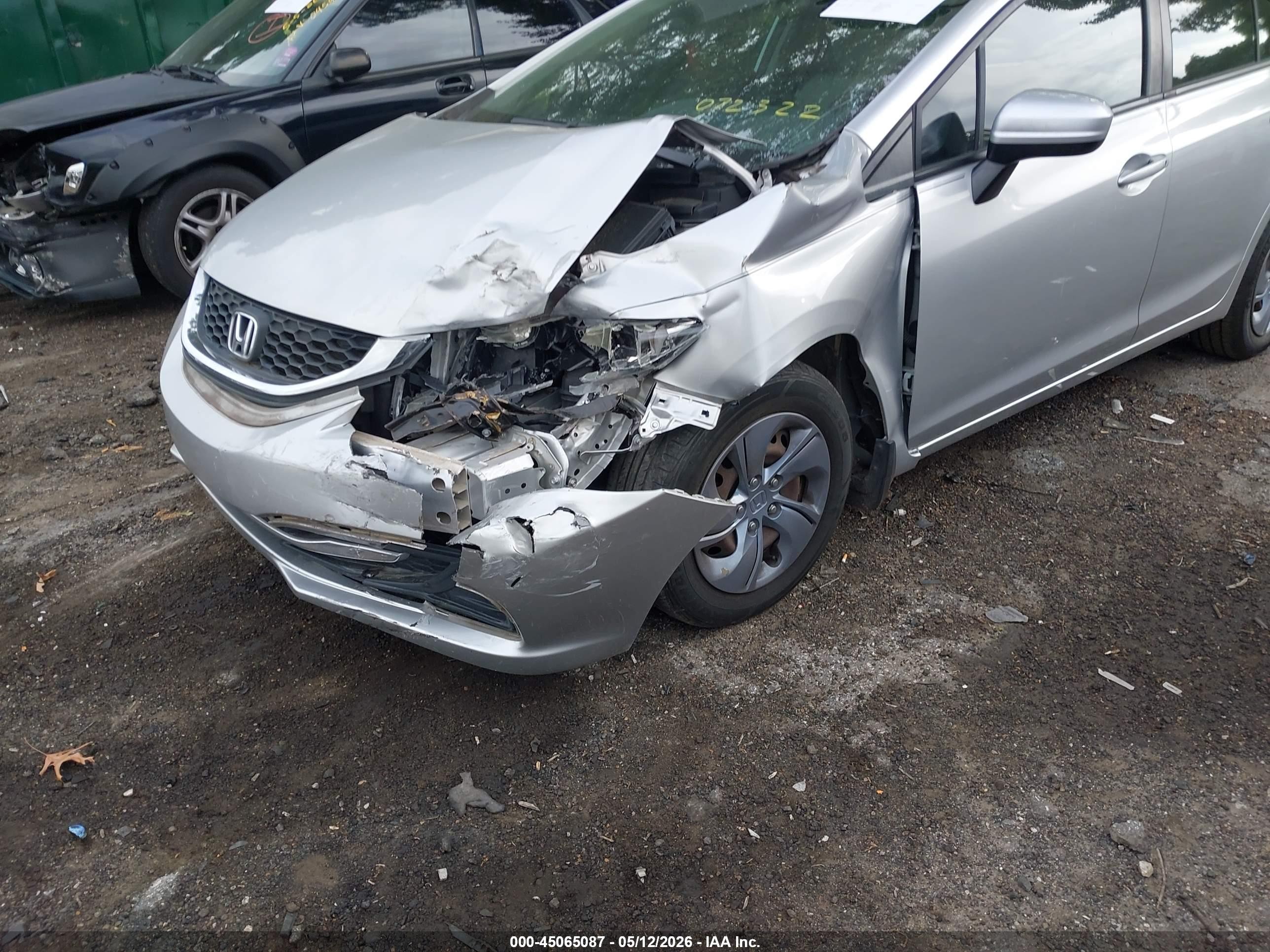 2015 Honda Civic Lx Silver vin: 19XFB2F52FE072322