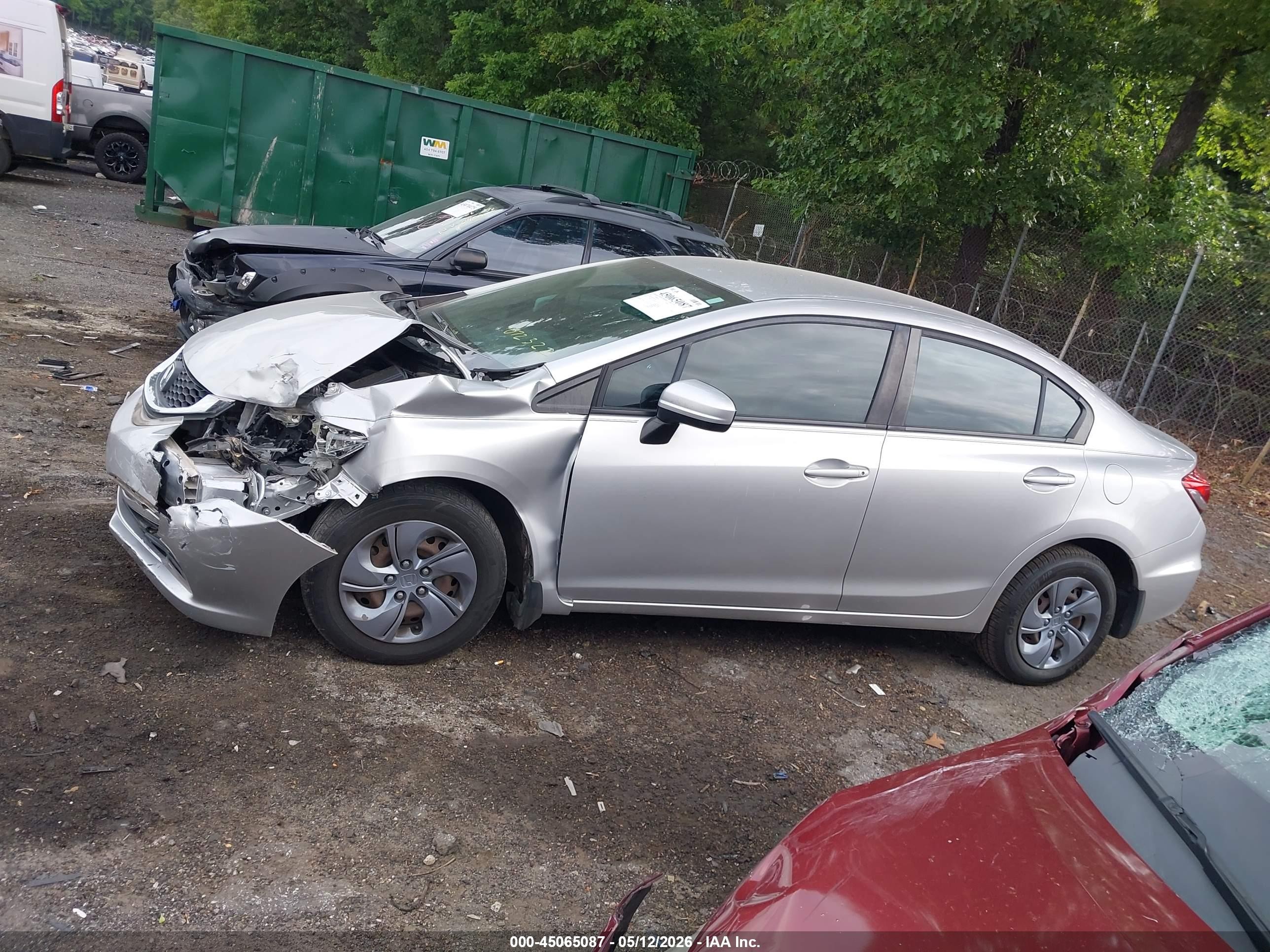 2015 Honda Civic Lx Silver vin: 19XFB2F52FE072322