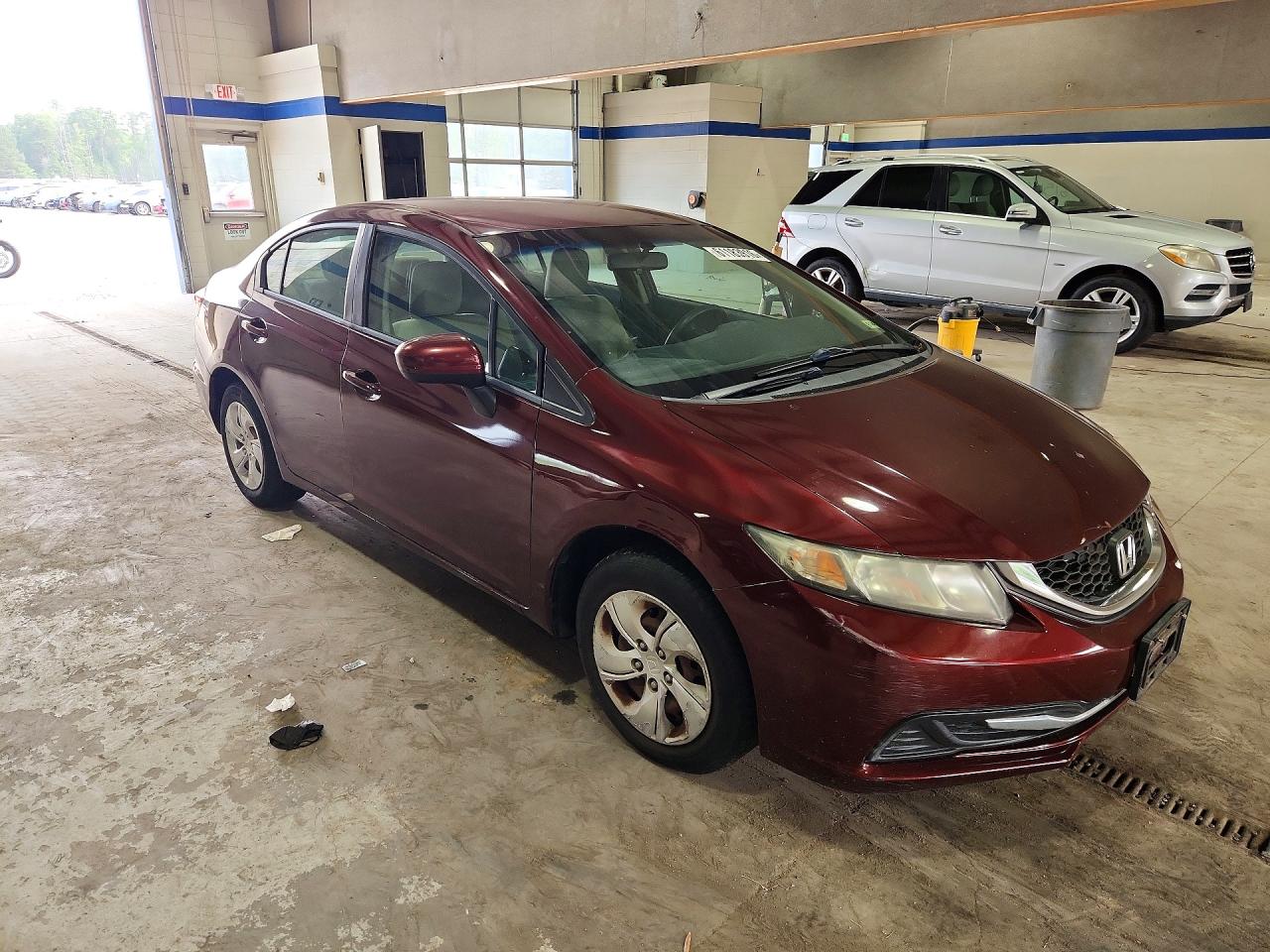2015 Honda Civic Lx Темно-бордовый vin: 19XFB2F52FE200056