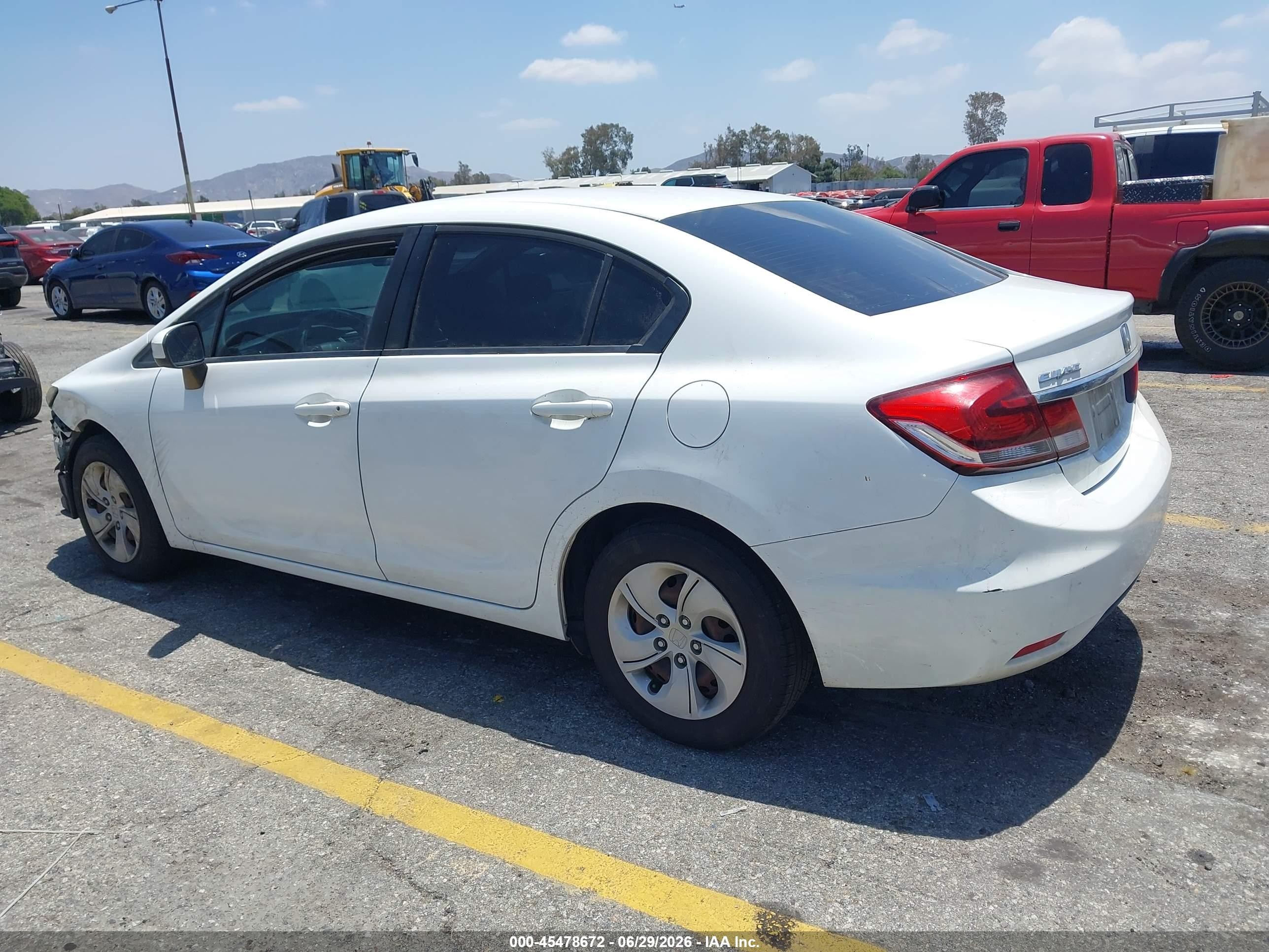 2015 Honda Civic Lx White vin: 19XFB2F52FE278773