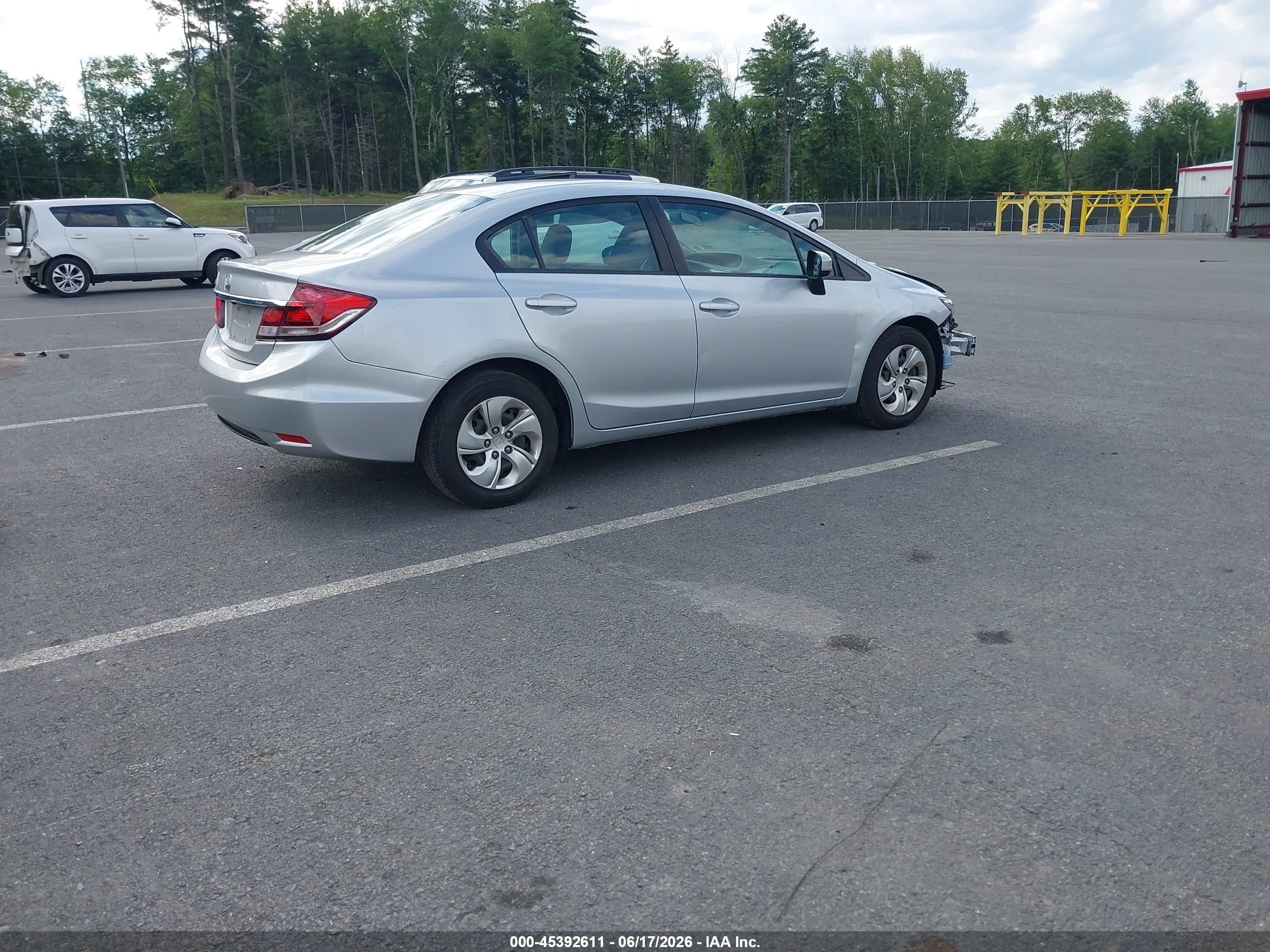 2015 Honda Civic Lx Silver vin: 19XFB2F52FE296805