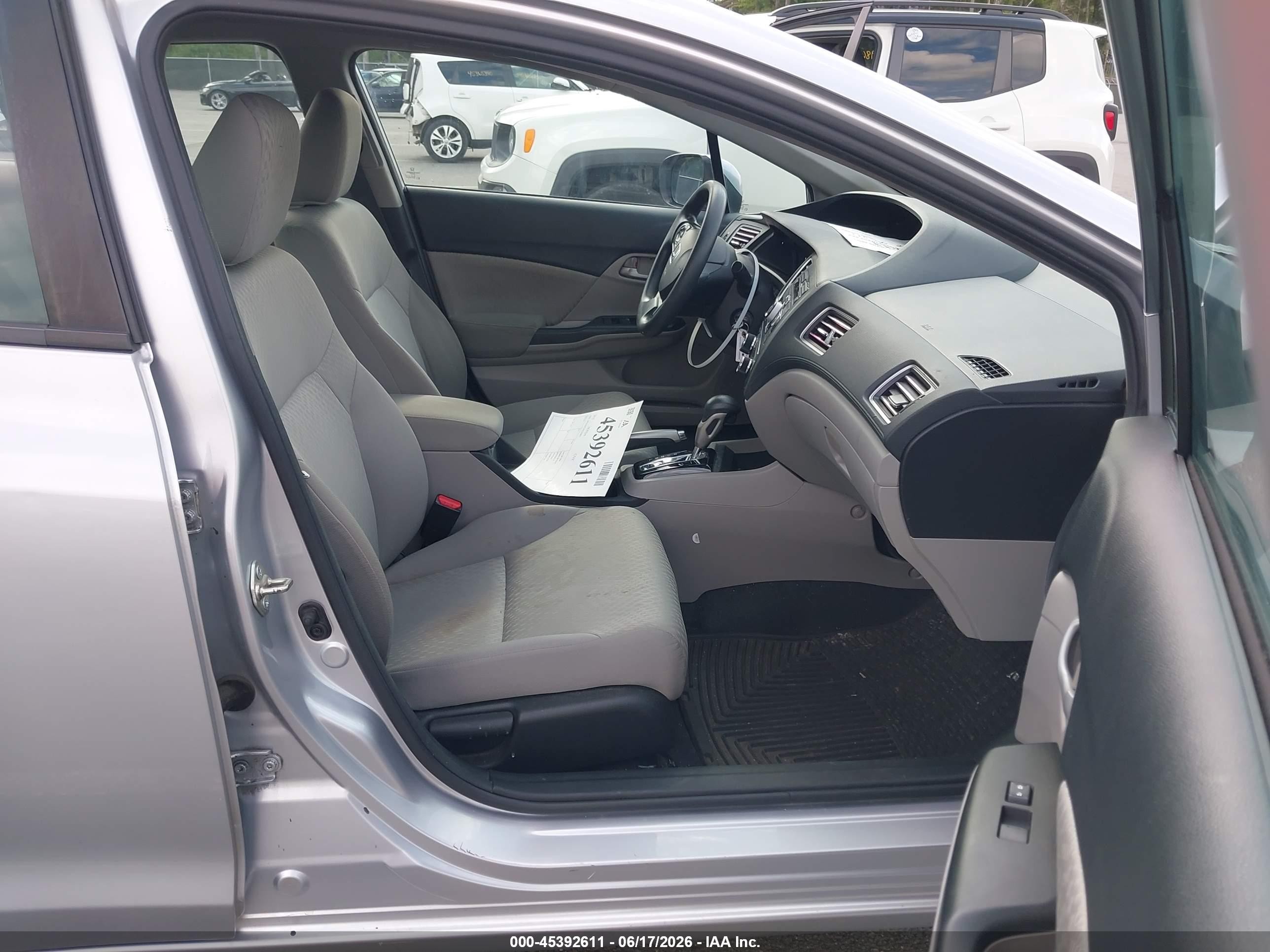2015 Honda Civic Lx Silver vin: 19XFB2F52FE296805