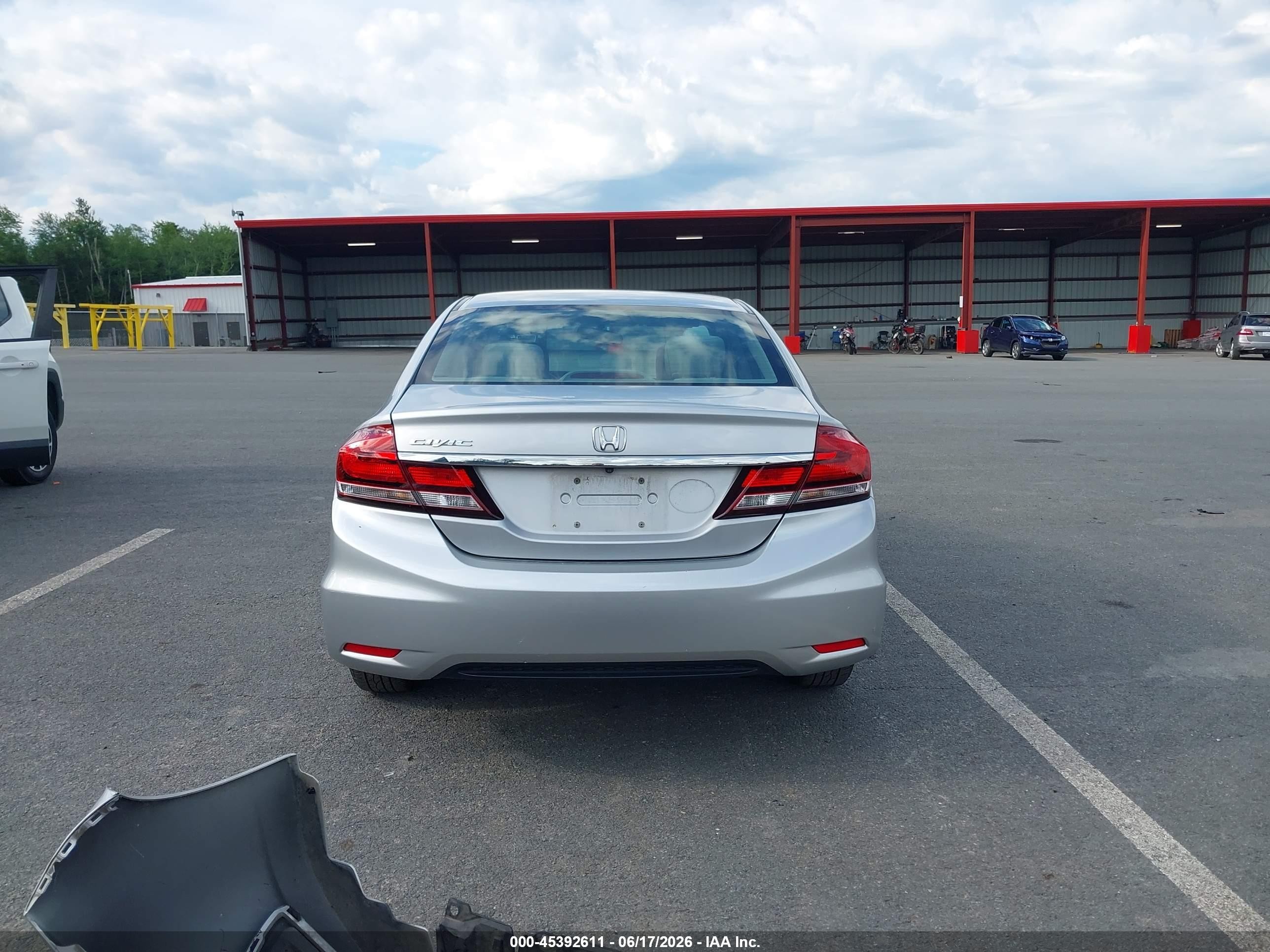 2015 Honda Civic Lx Silver vin: 19XFB2F52FE296805