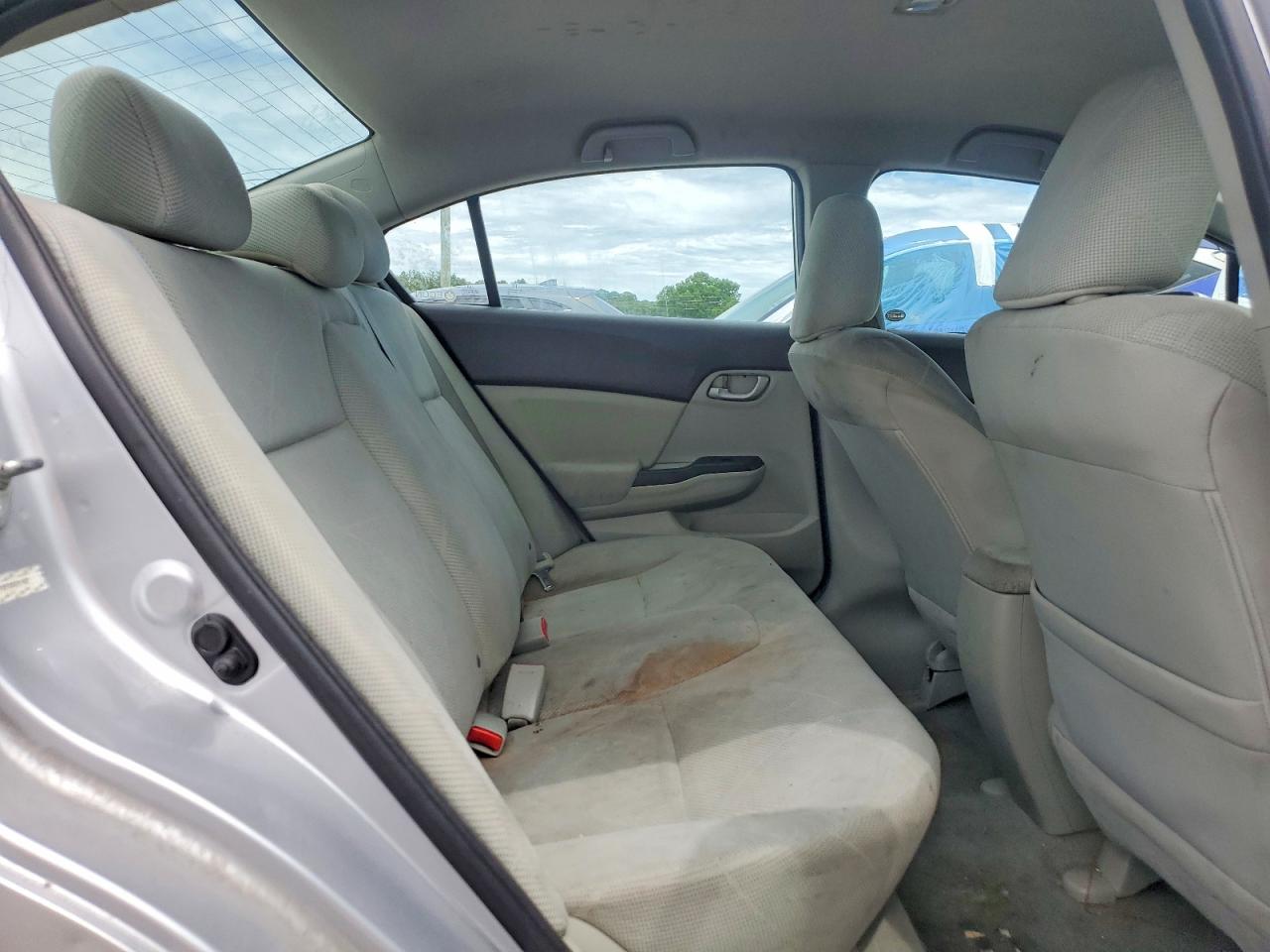 2012 Honda Civic Lx Серебряный vin: 19XFB2F53CE011427