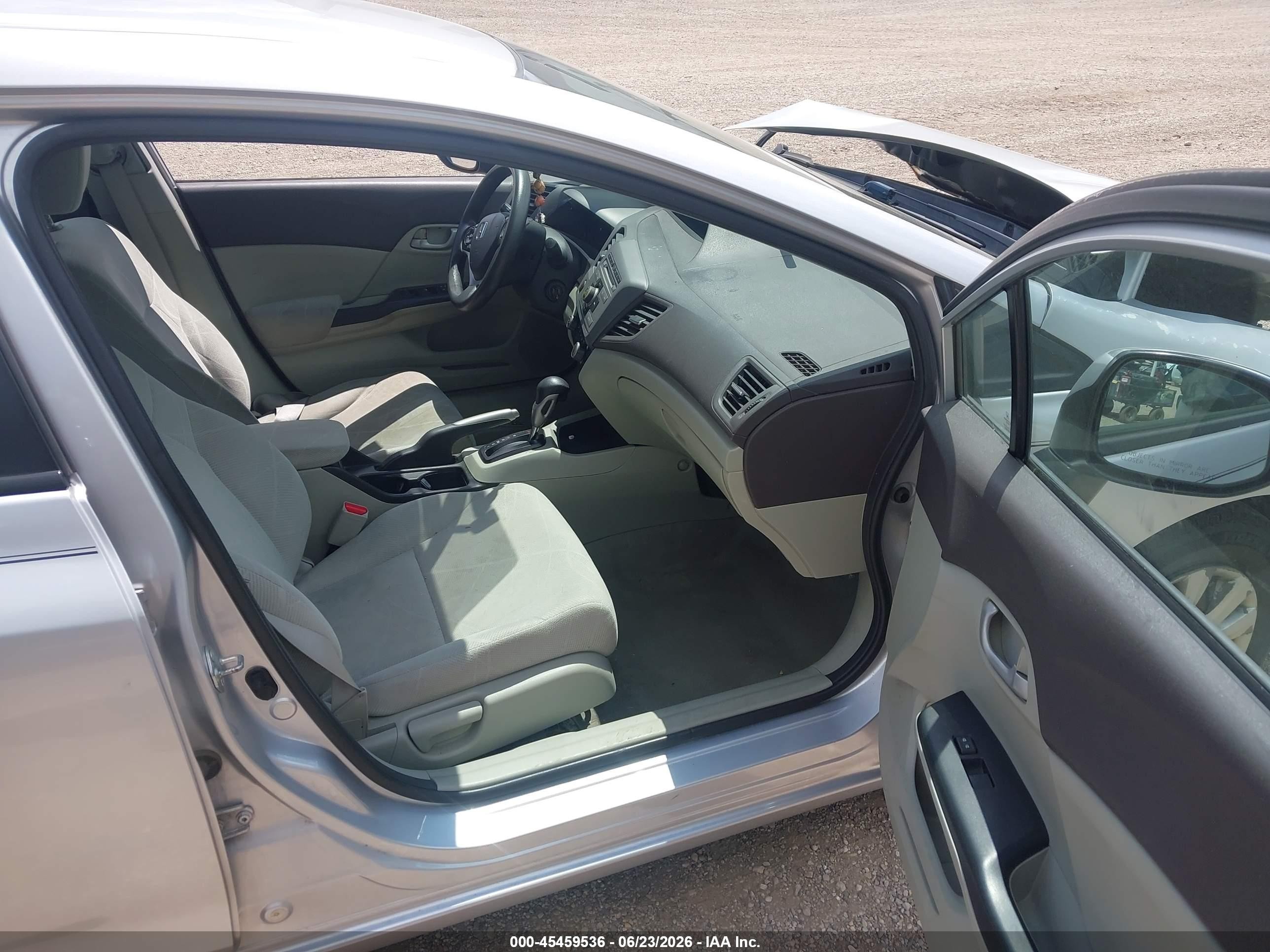 2012 Honda Civic Lx Серебряный vin: 19XFB2F53CE041608