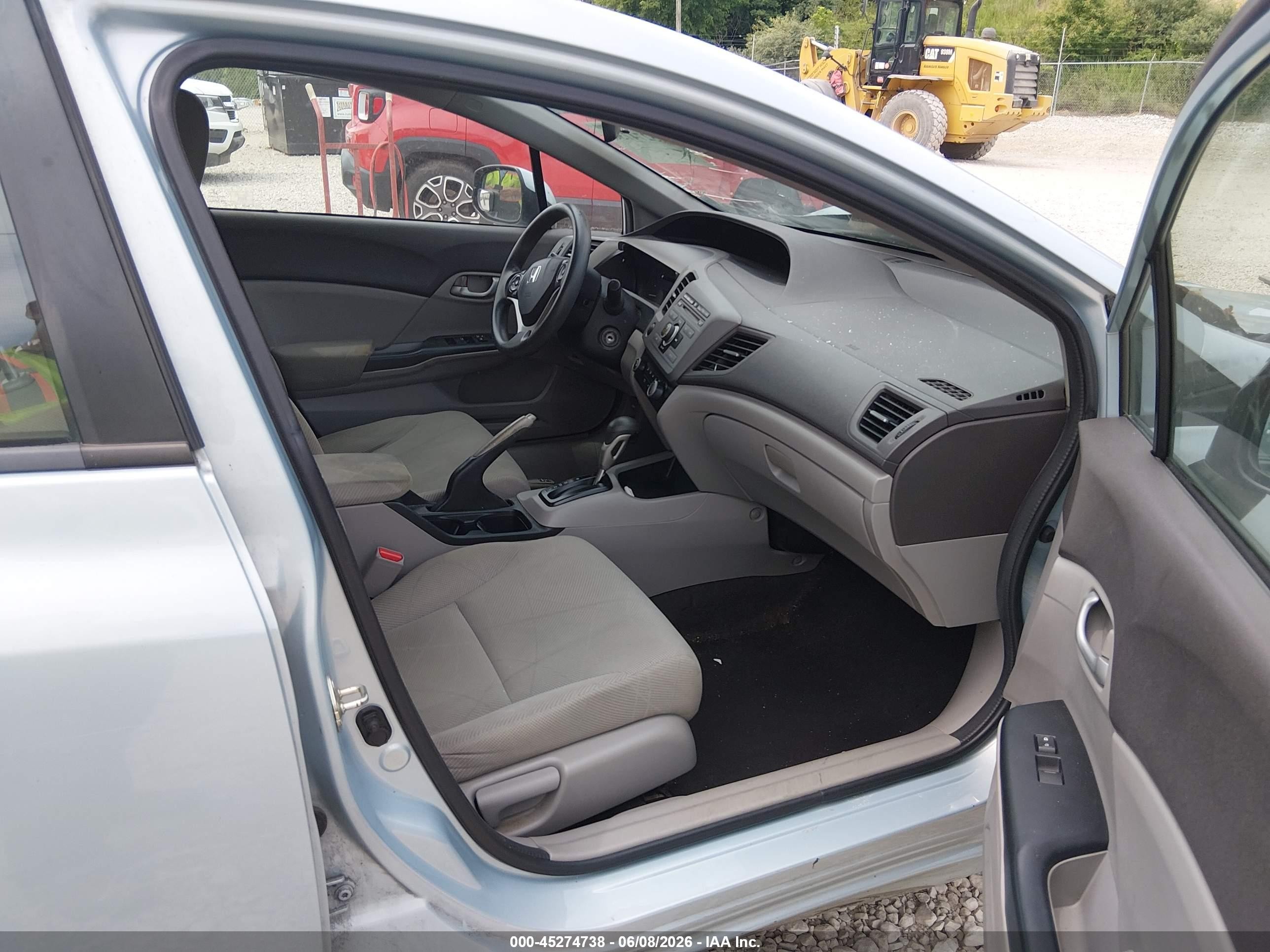 2012 Honda Civic Lx Silver vin: 19XFB2F53CE058408