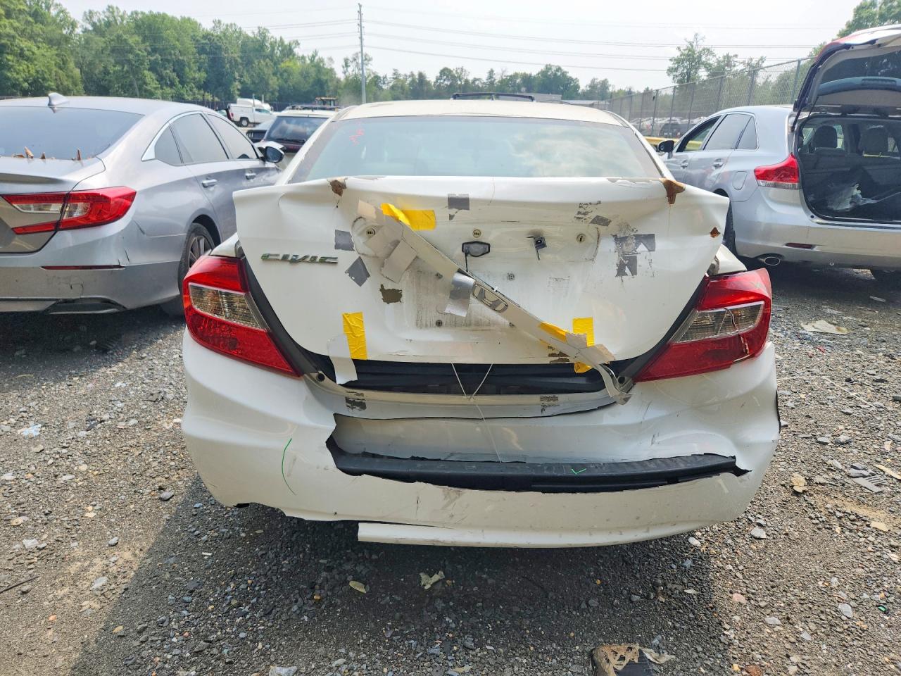 2012 Honda Civic Lx White vin: 19XFB2F53CE070512