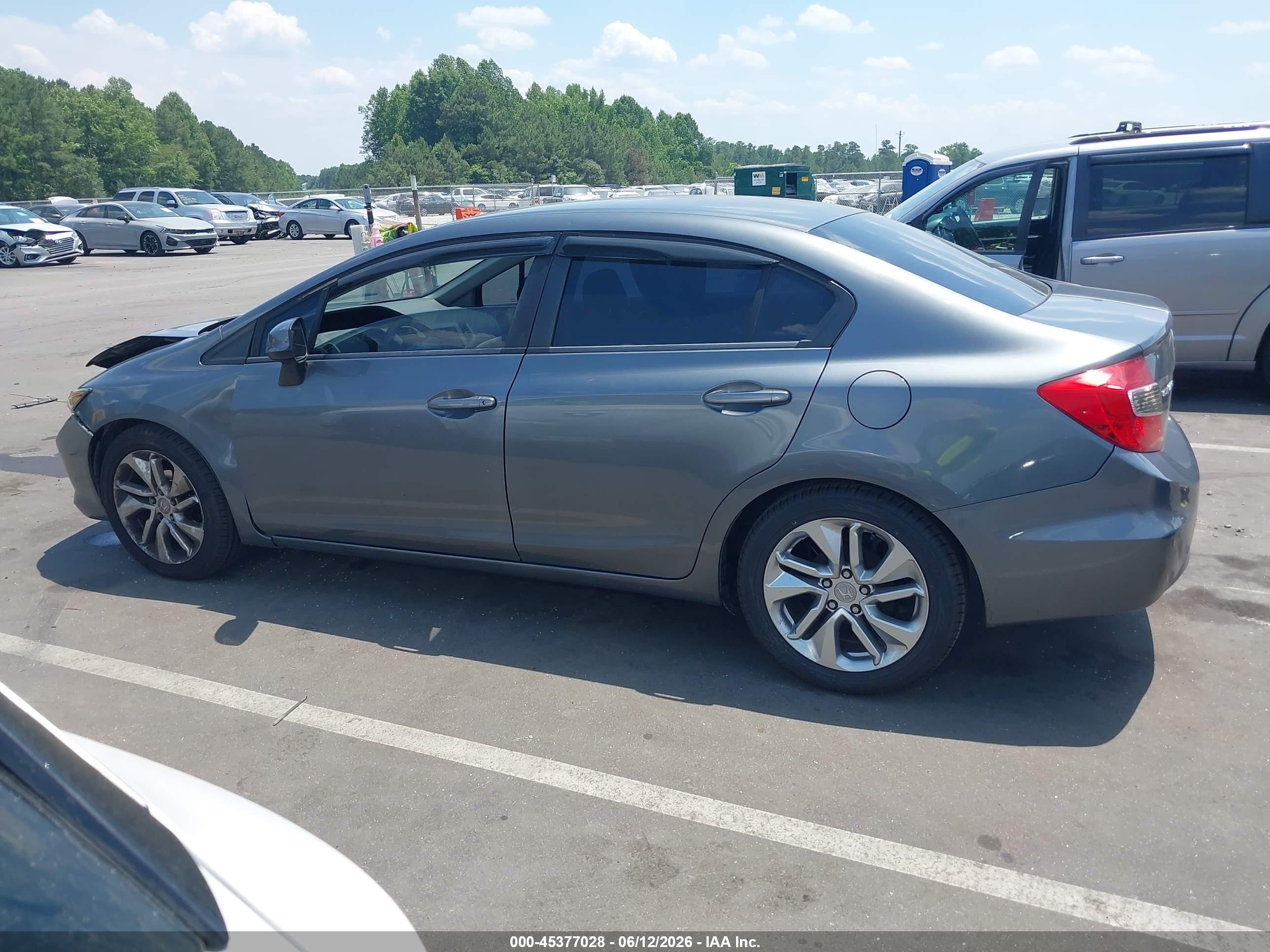 2012 Honda Civic Lx Серый vin: 19XFB2F53CE104576