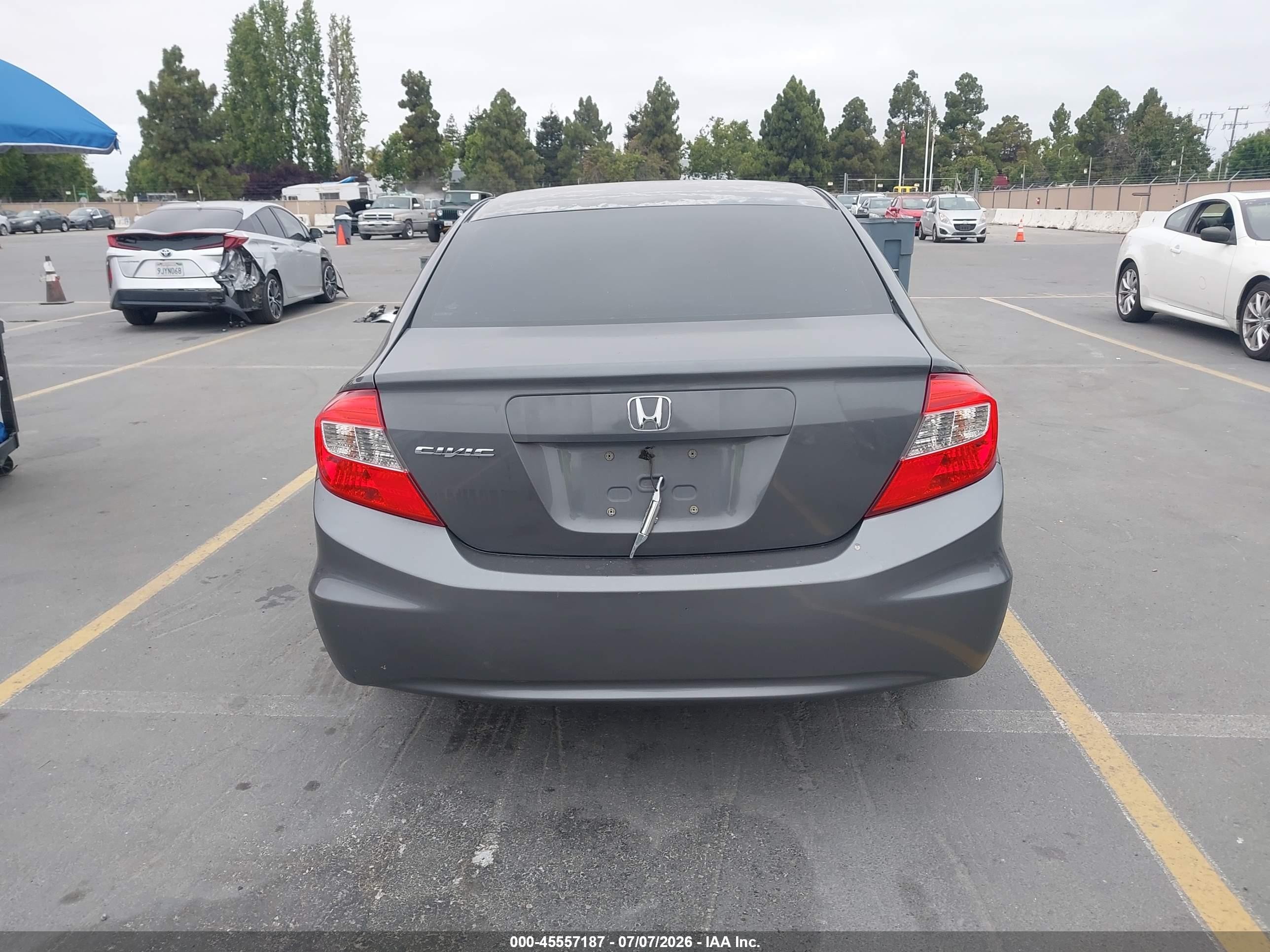 2012 Honda Civic Lx Gray vin: 19XFB2F53CE304583