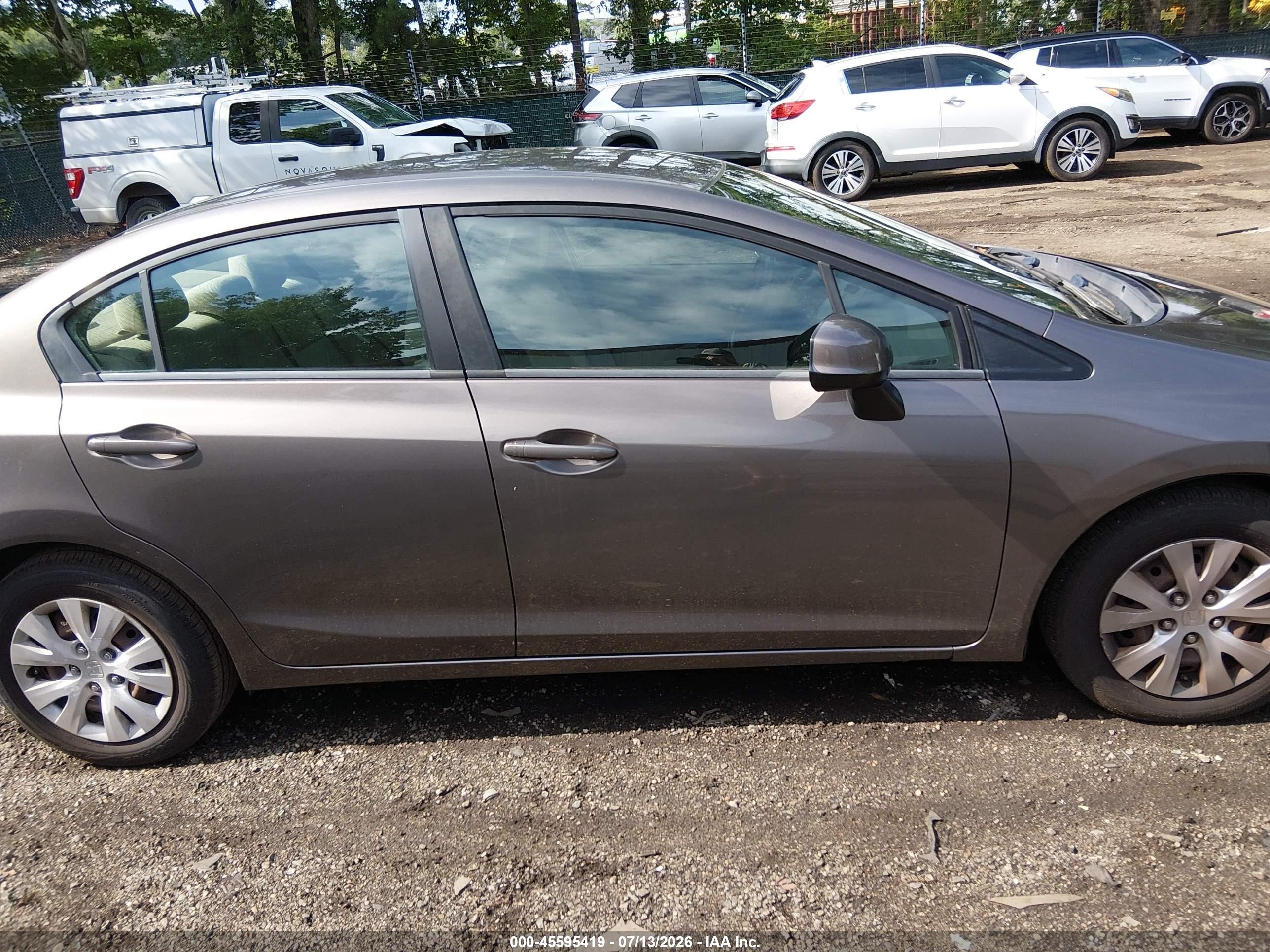 2012 Honda Civic Lx Gold vin: 19XFB2F53CE313879