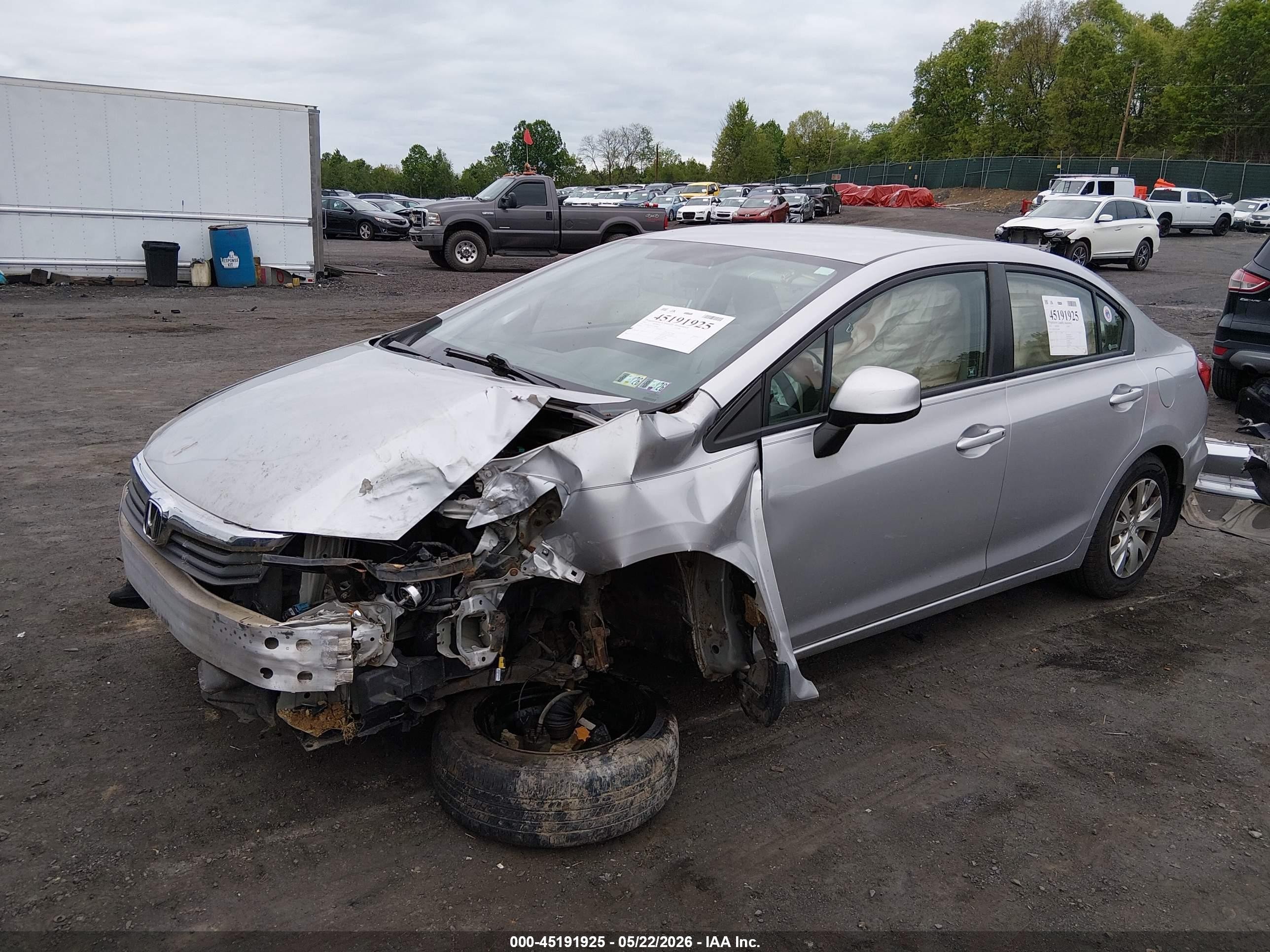 2012 Honda Civic Lx Silver vin: 19XFB2F53CE360068