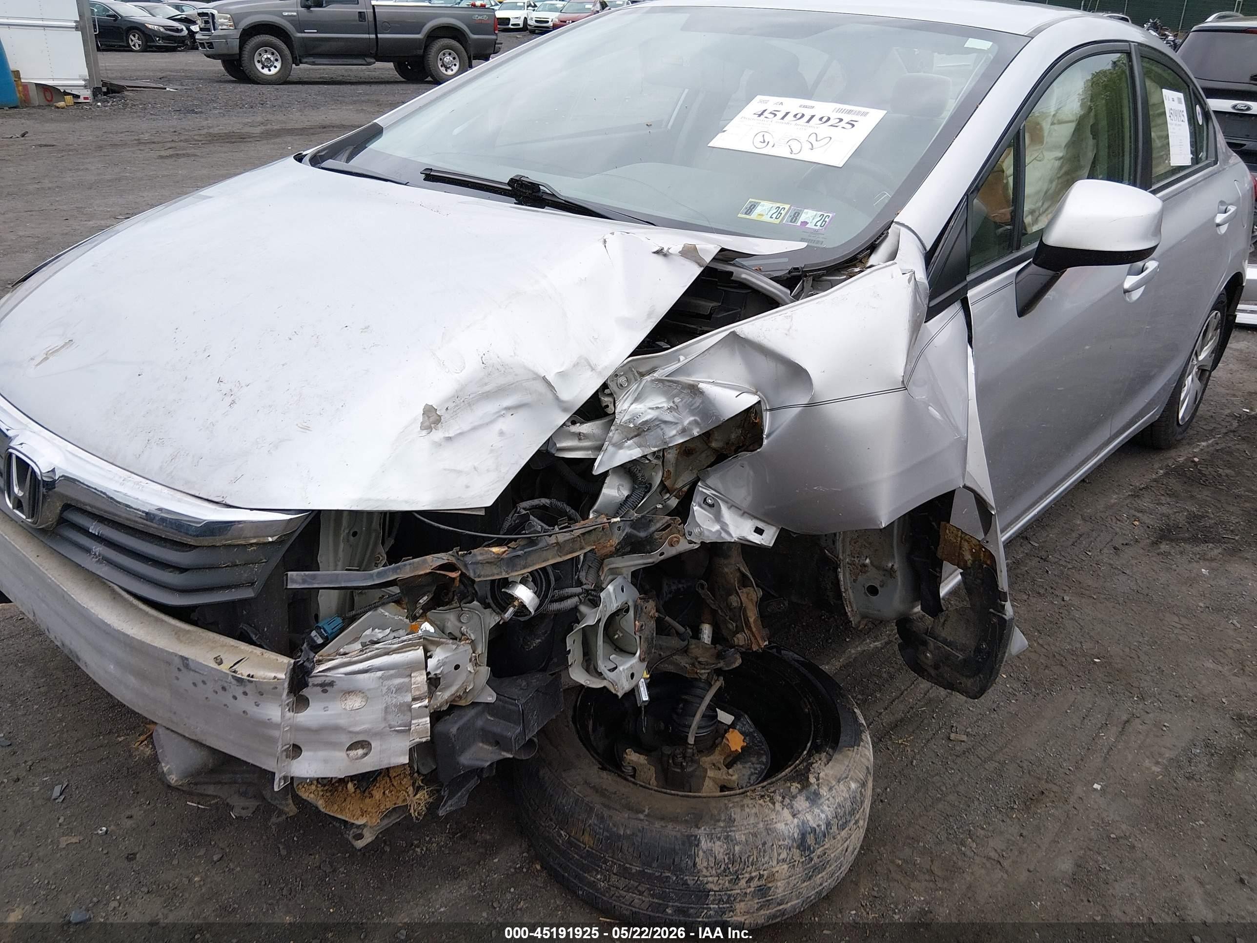 2012 Honda Civic Lx Silver vin: 19XFB2F53CE360068
