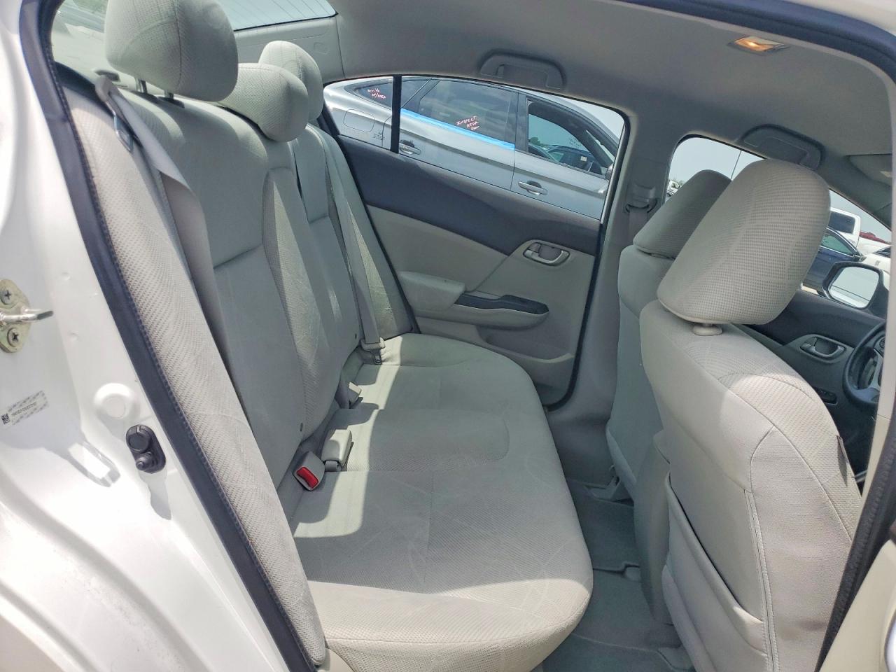 2012 Honda Civic Lx White vin: 19XFB2F53CE372107