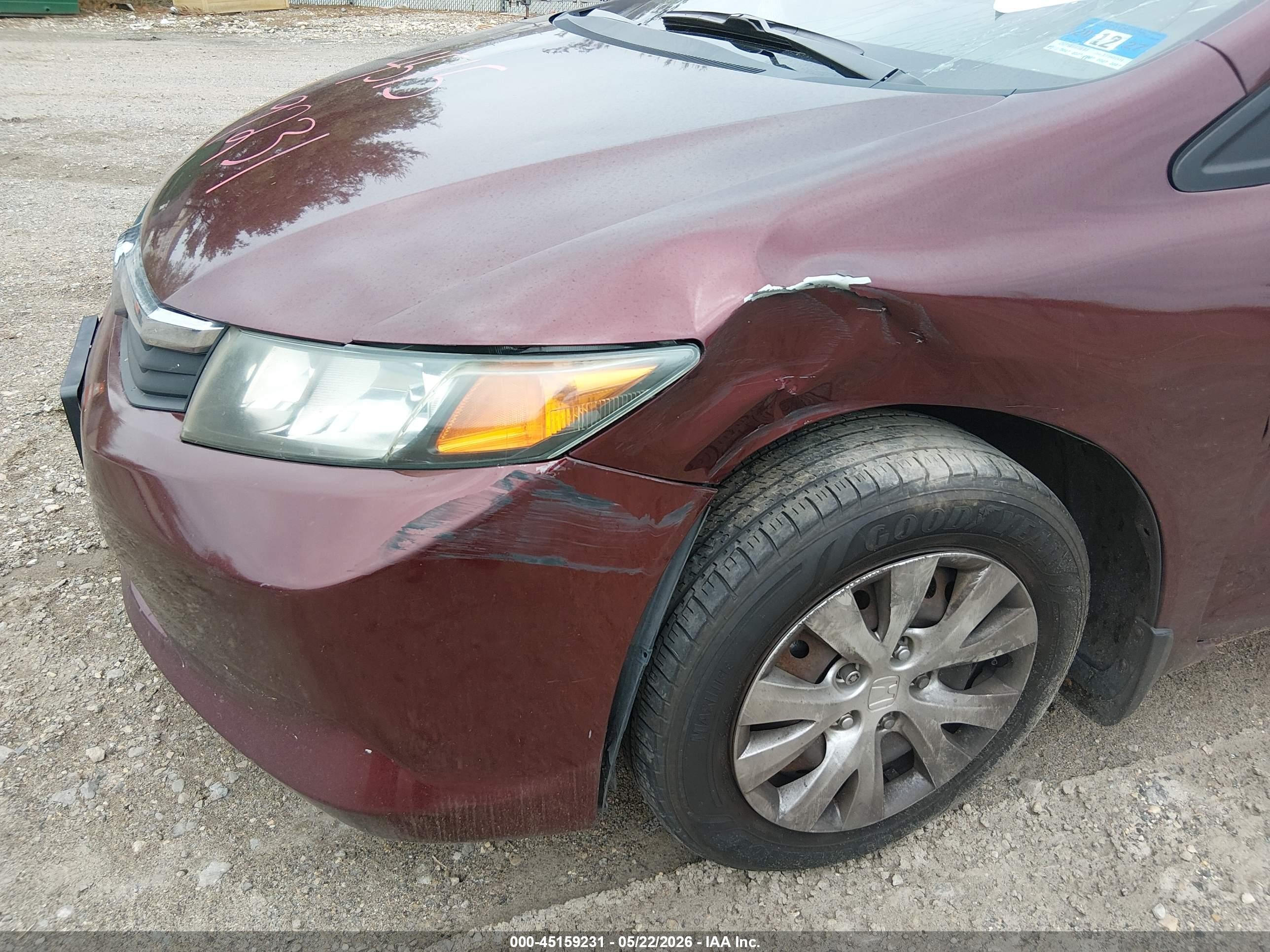 2012 Honda Civic Lx Maroon vin: 19XFB2F53CE392972