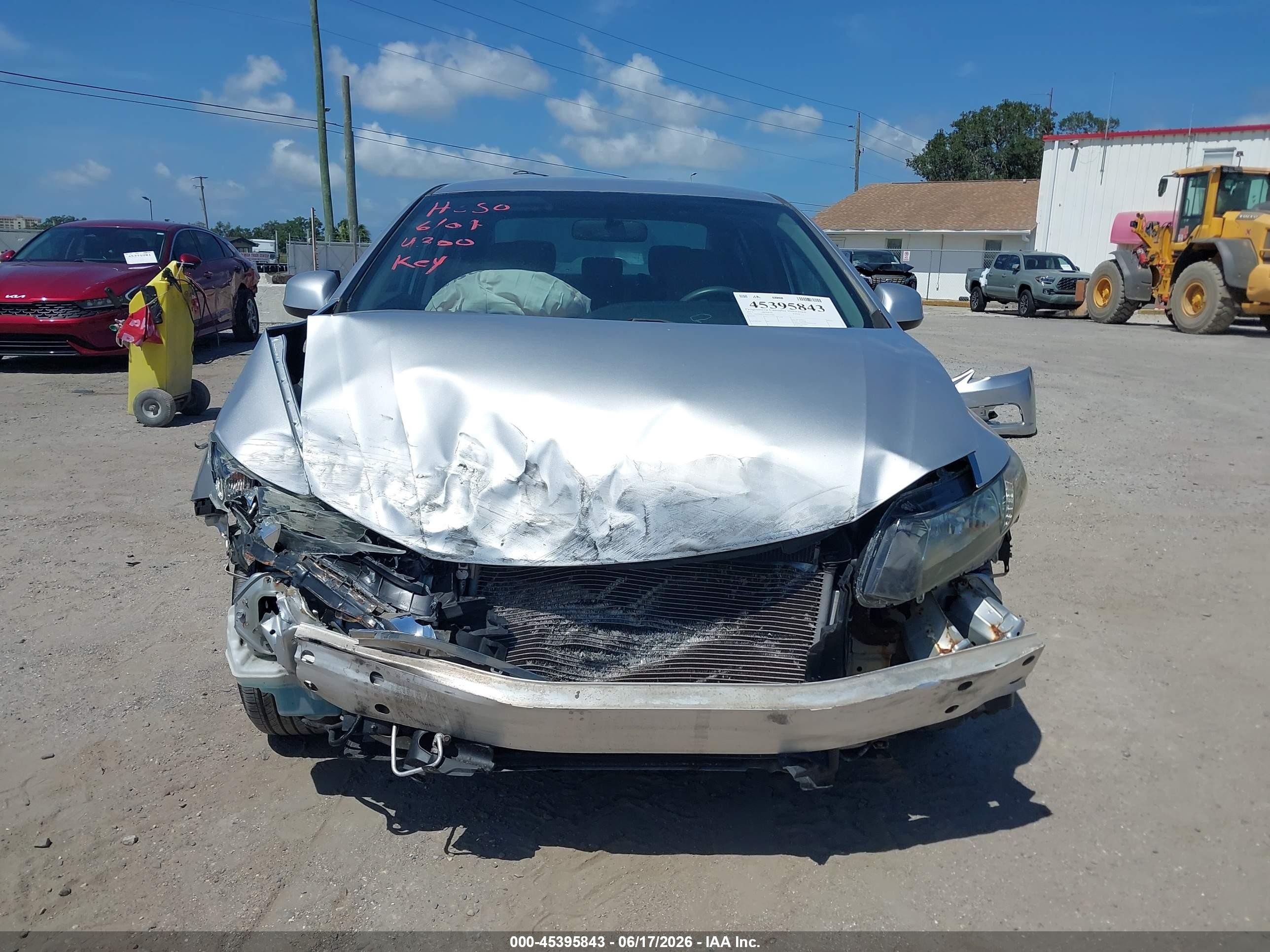 2013 Honda Civic Lx Silver vin: 19XFB2F53DE014300