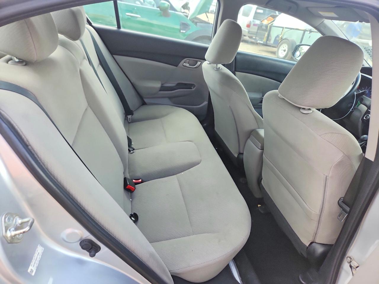 2013 Honda Civic Lx Silver vin: 19XFB2F53DE078546