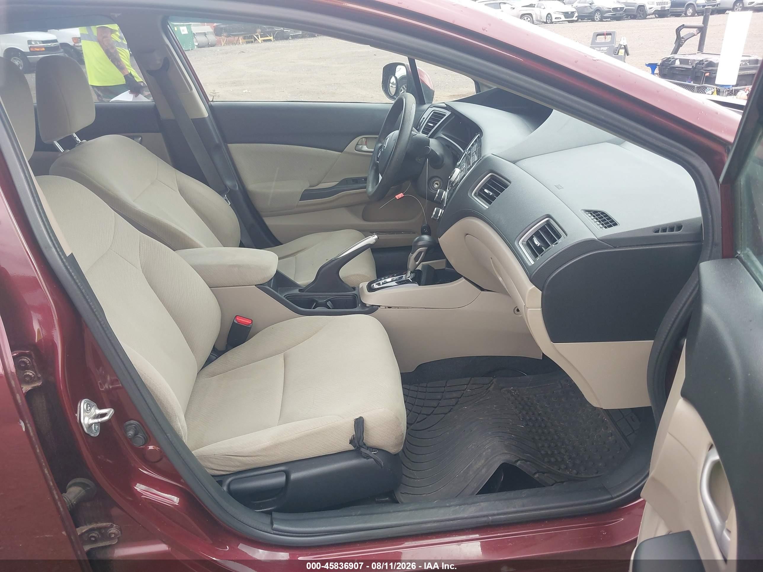 2013 Honda Civic Lx Burgundy vin: 19XFB2F53DE233712