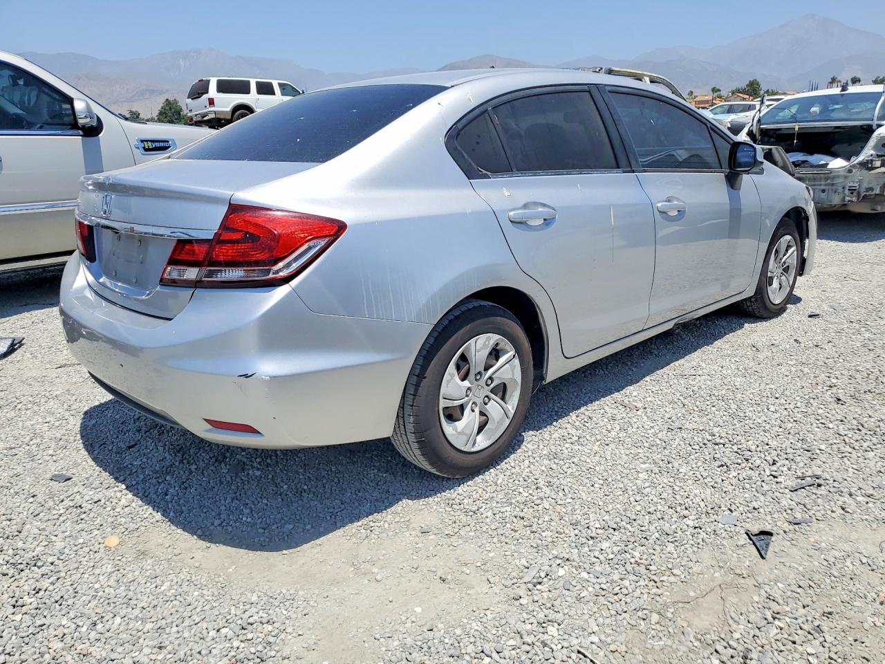 2013 Honda Civic Lx Silver vin: 19XFB2F53DE286166