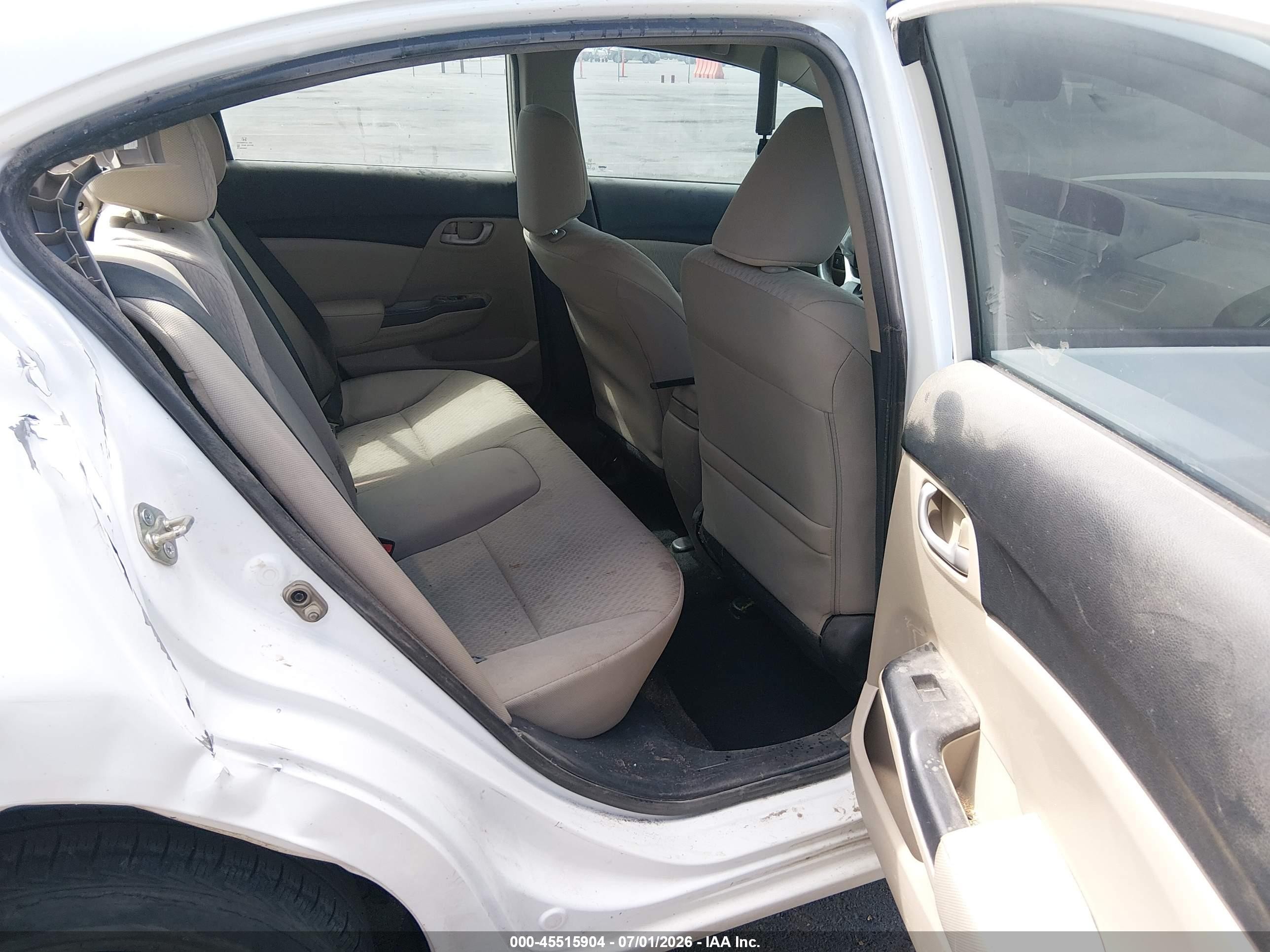 2014 Honda Civic Lx Белый vin: 19XFB2F53EE037836