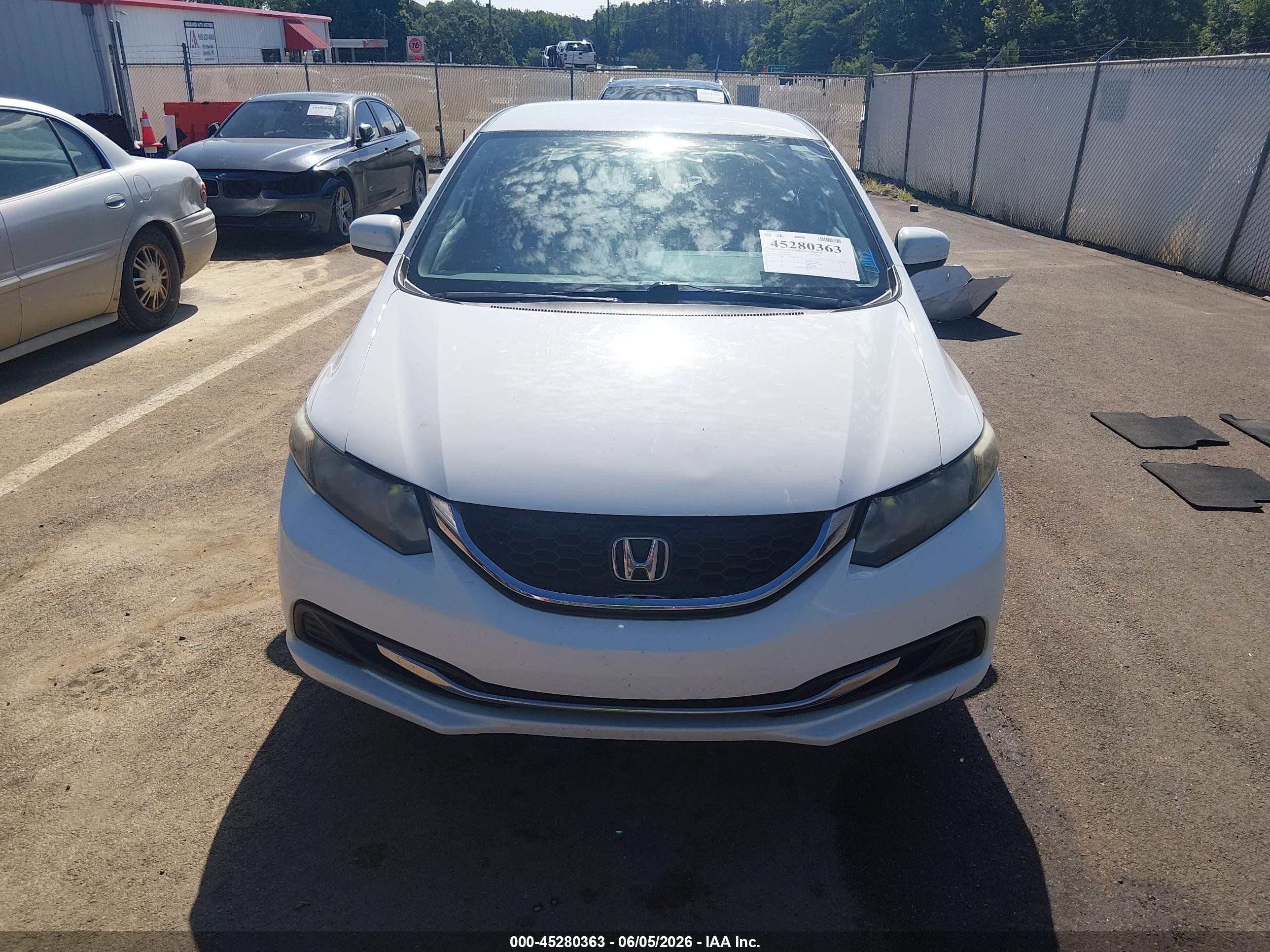 2014 Honda Civic Lx White vin: 19XFB2F53EE064616