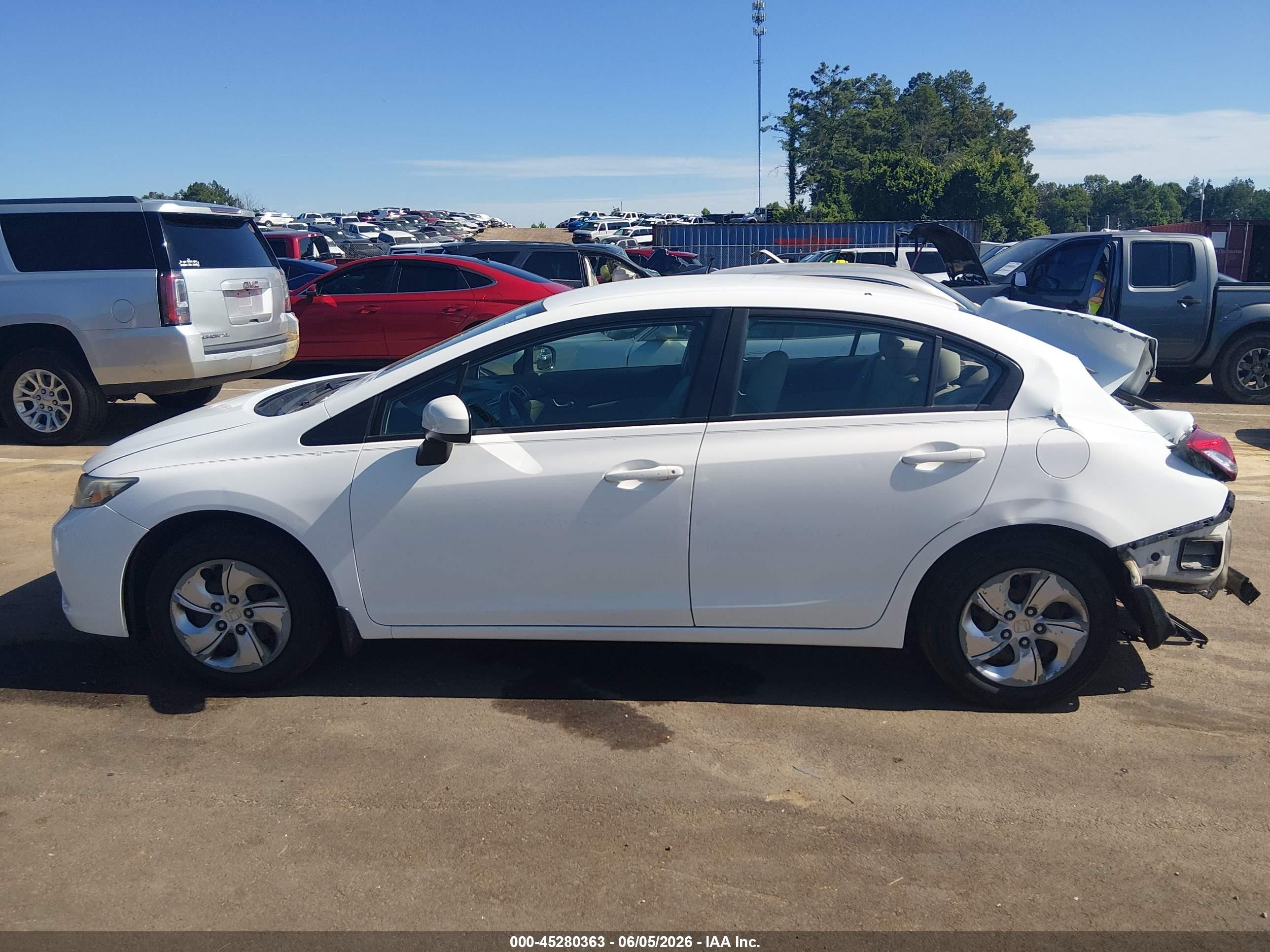 2014 Honda Civic Lx White vin: 19XFB2F53EE064616