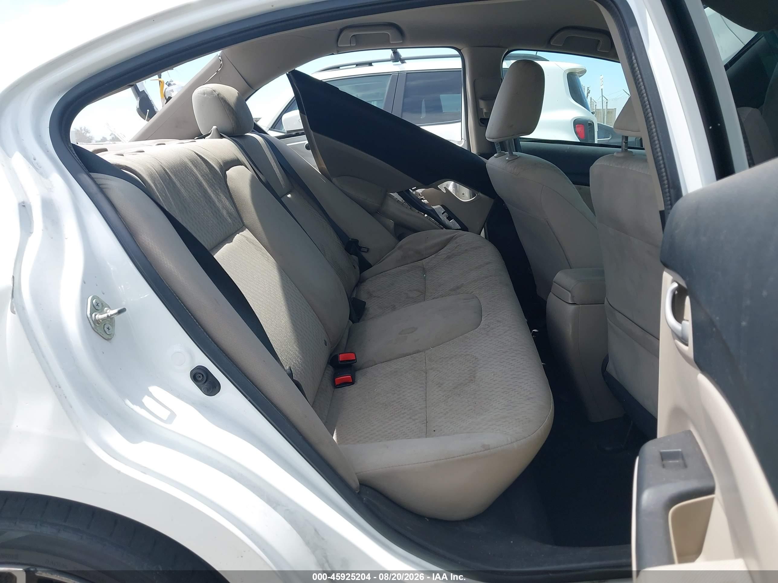 2014 Honda Civic Lx White vin: 19XFB2F53EE244887