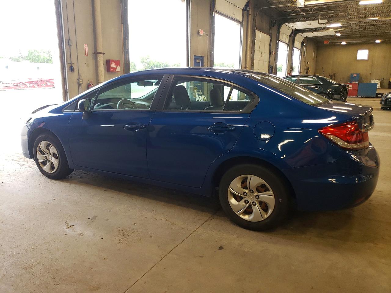 2015 Honda Civic Lx Blue vin: 19XFB2F53FE008600