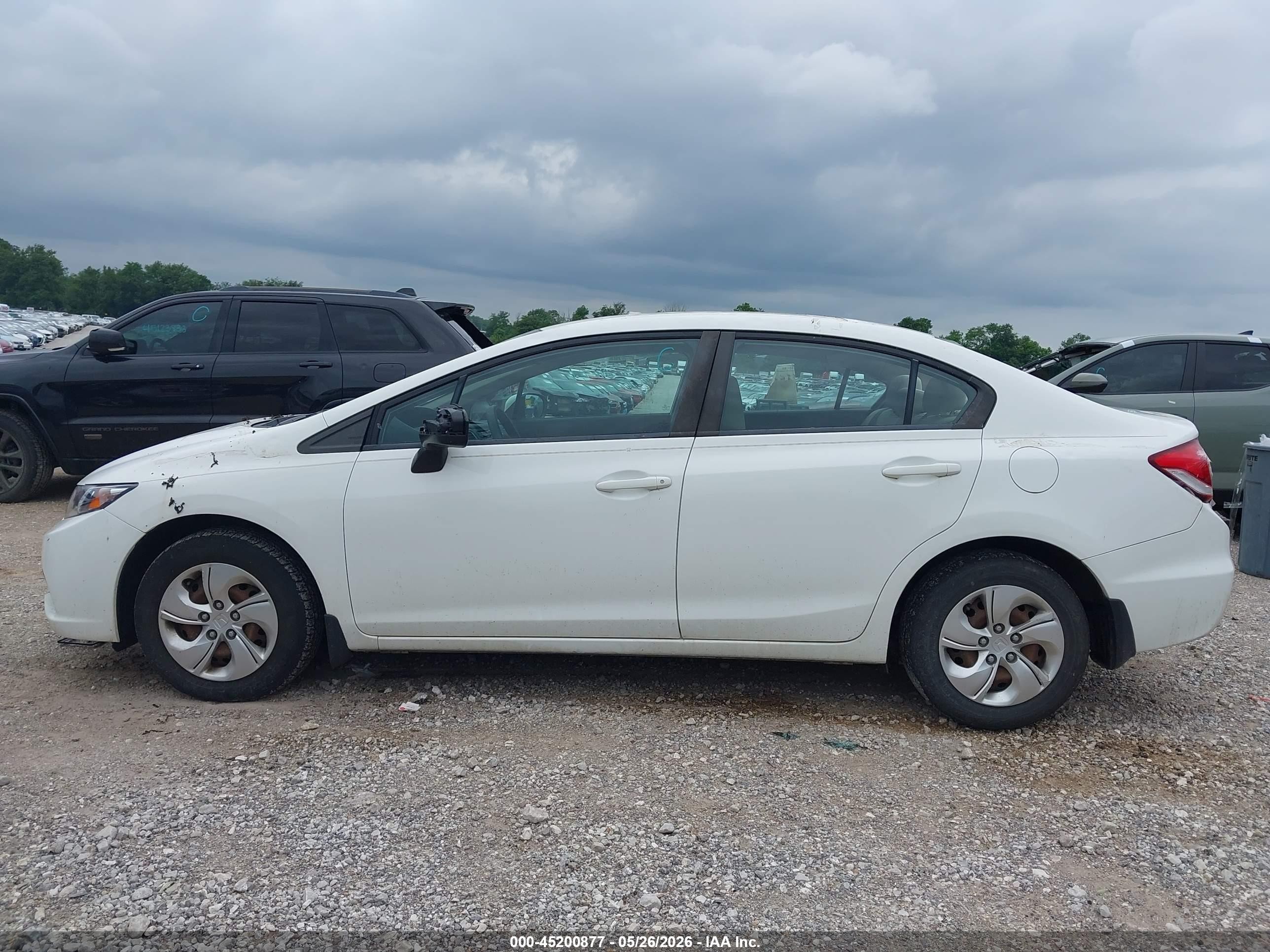 2015 Honda Civic Lx White vin: 19XFB2F53FE033674