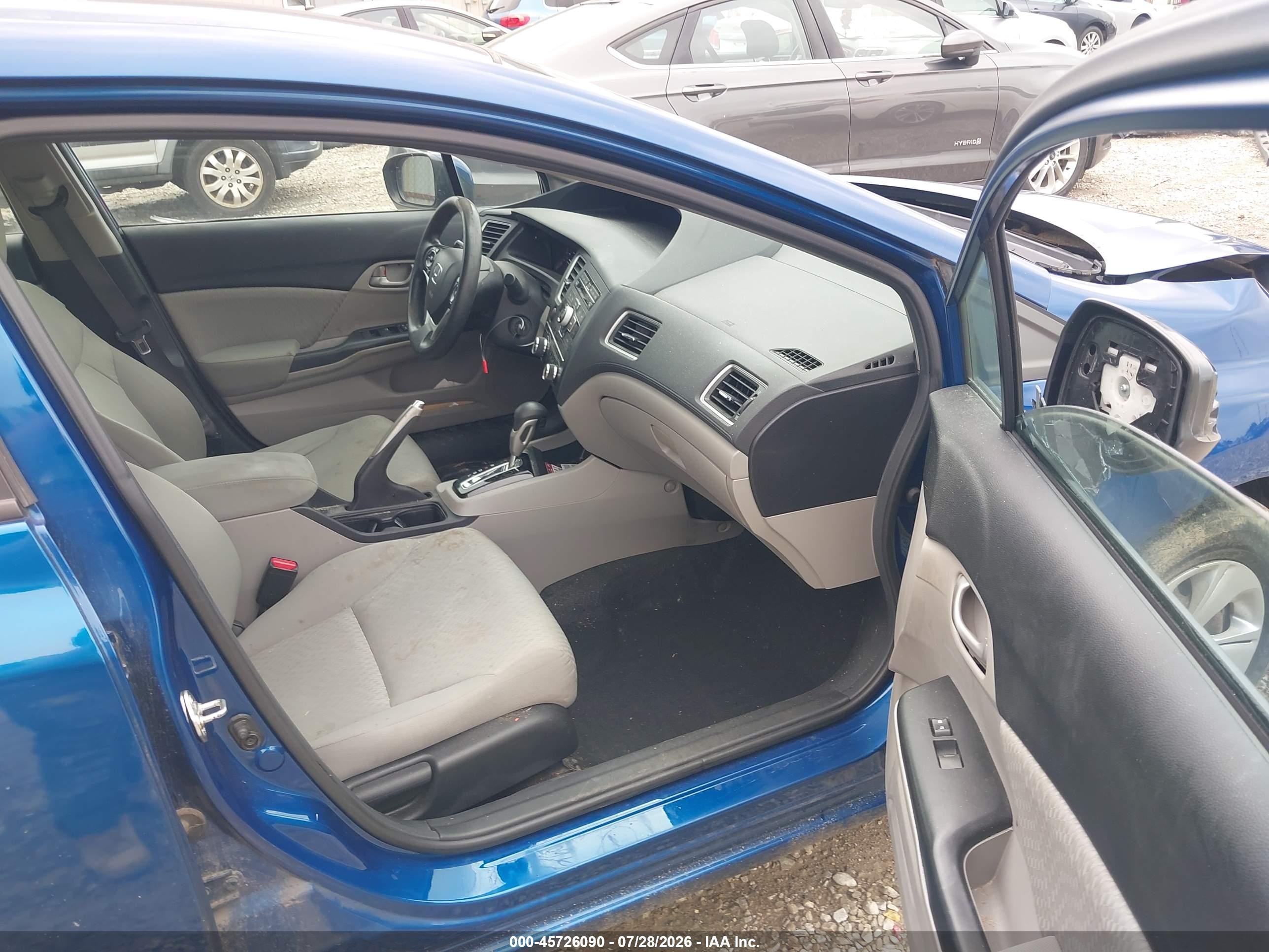 2015 Honda Civic Lx Blue vin: 19XFB2F53FE071924